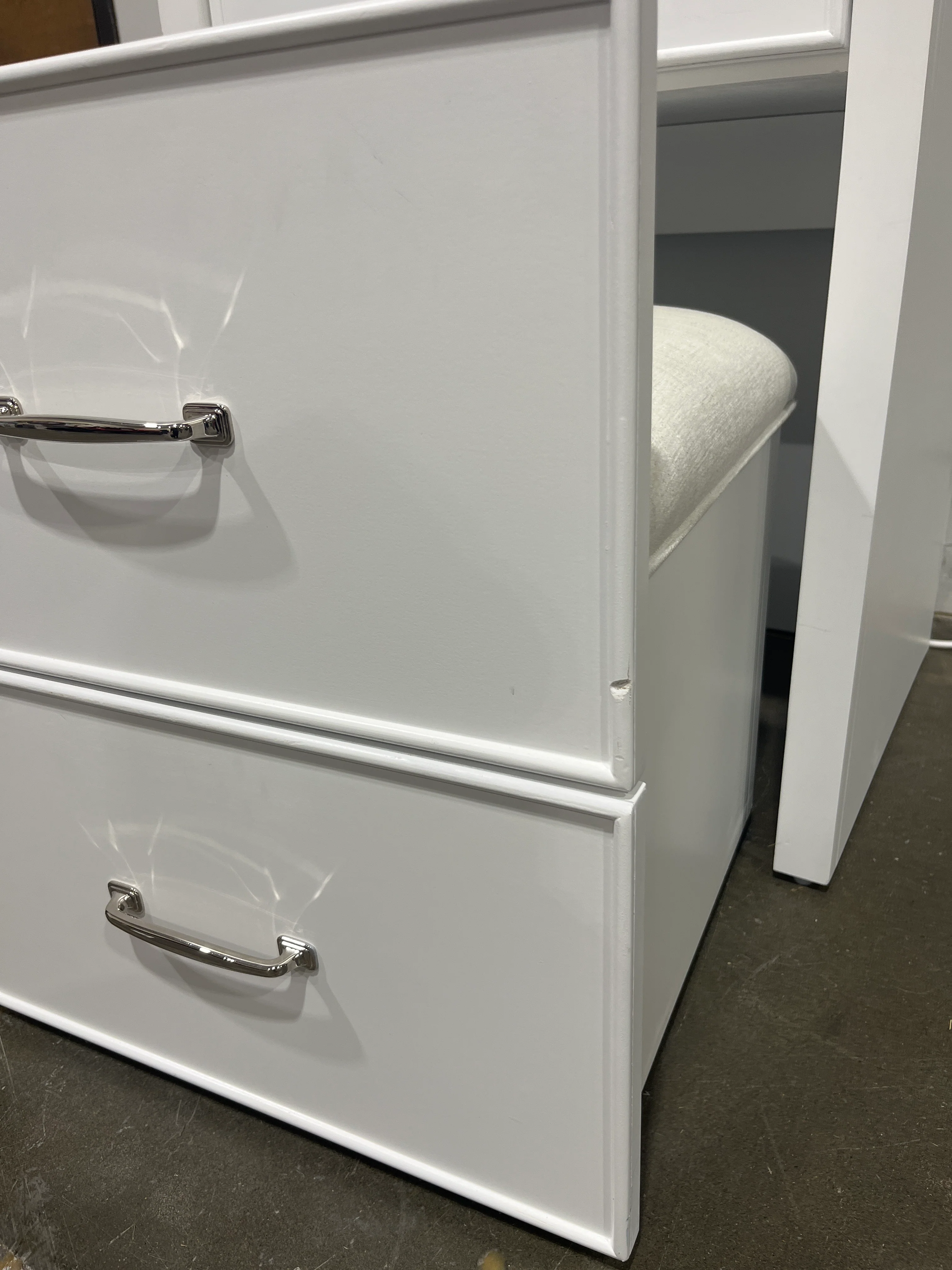 Odessa Lift-top Vanity with LED Lighted Mirror - Image 3
