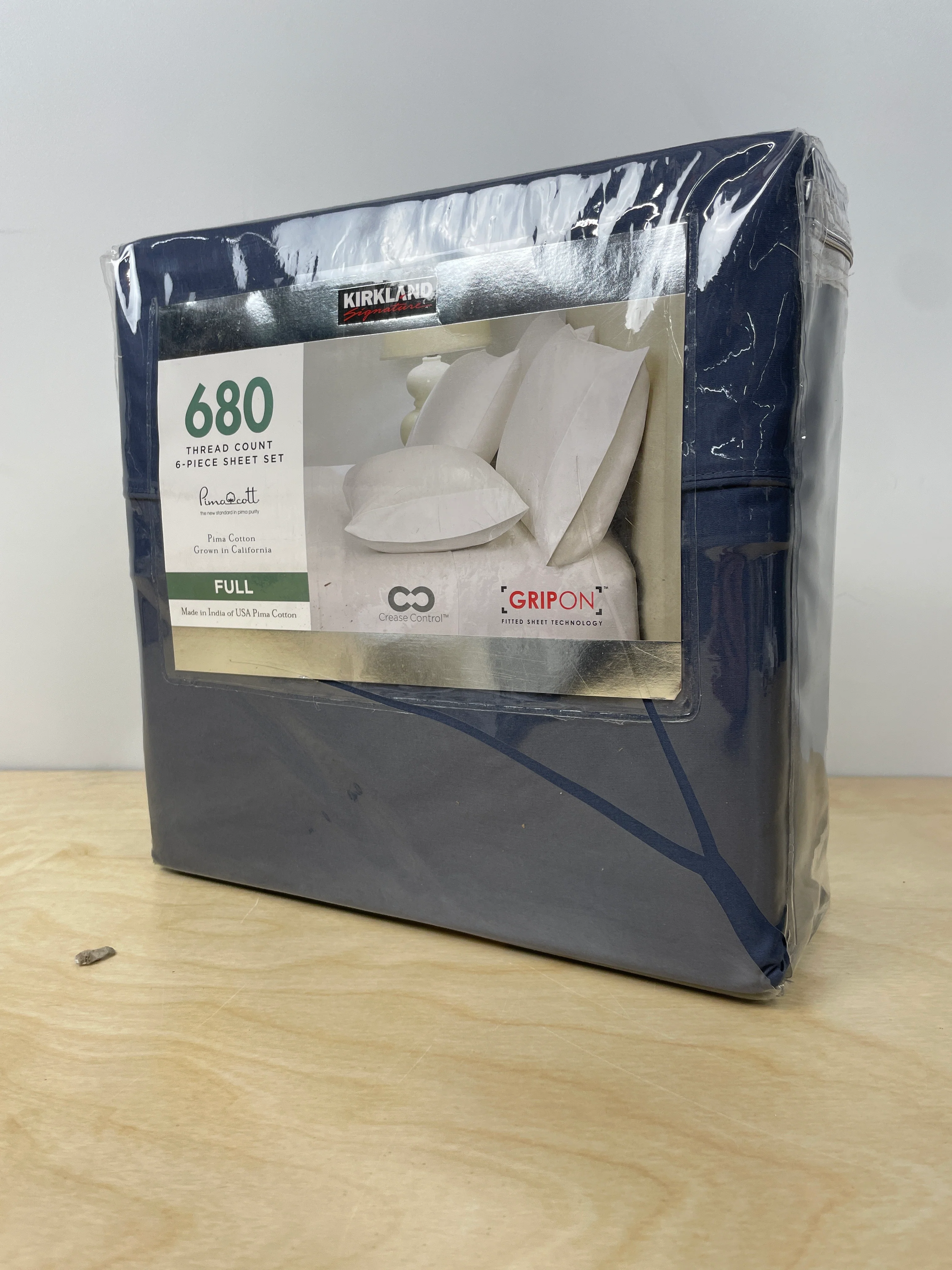 NEW - Kirkland Signature 680 Thread Count Sheet Set, Full - Image 5