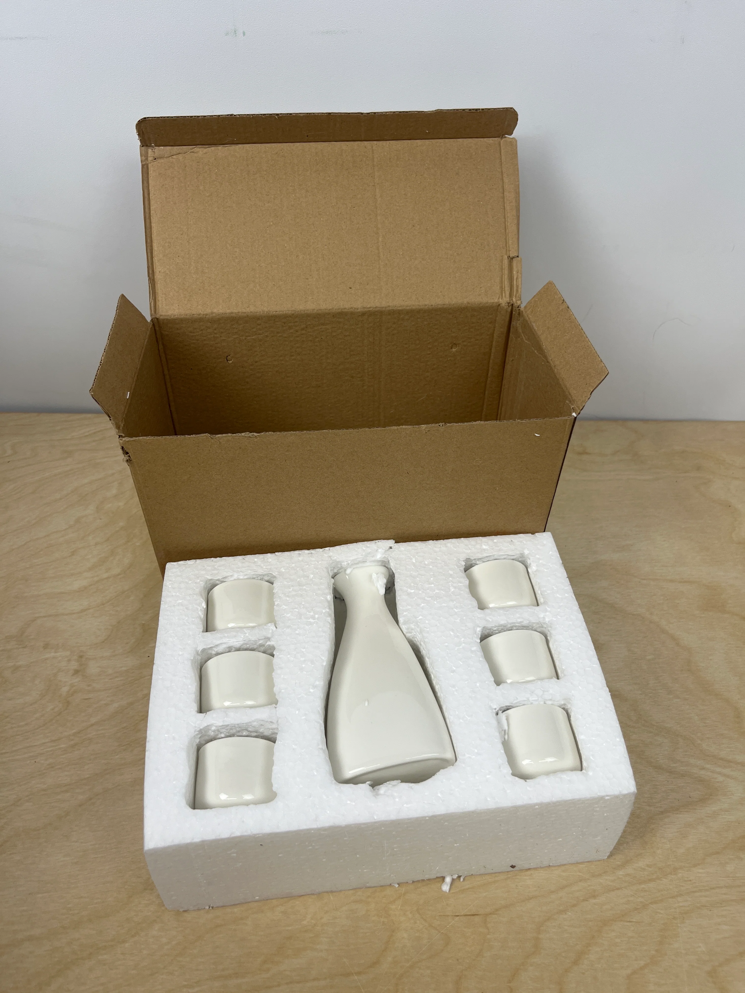Tosnail 7 Pieces Ceramic Japanese Sake Set, 1 Serving Carafe and 6 Cups - Image 7