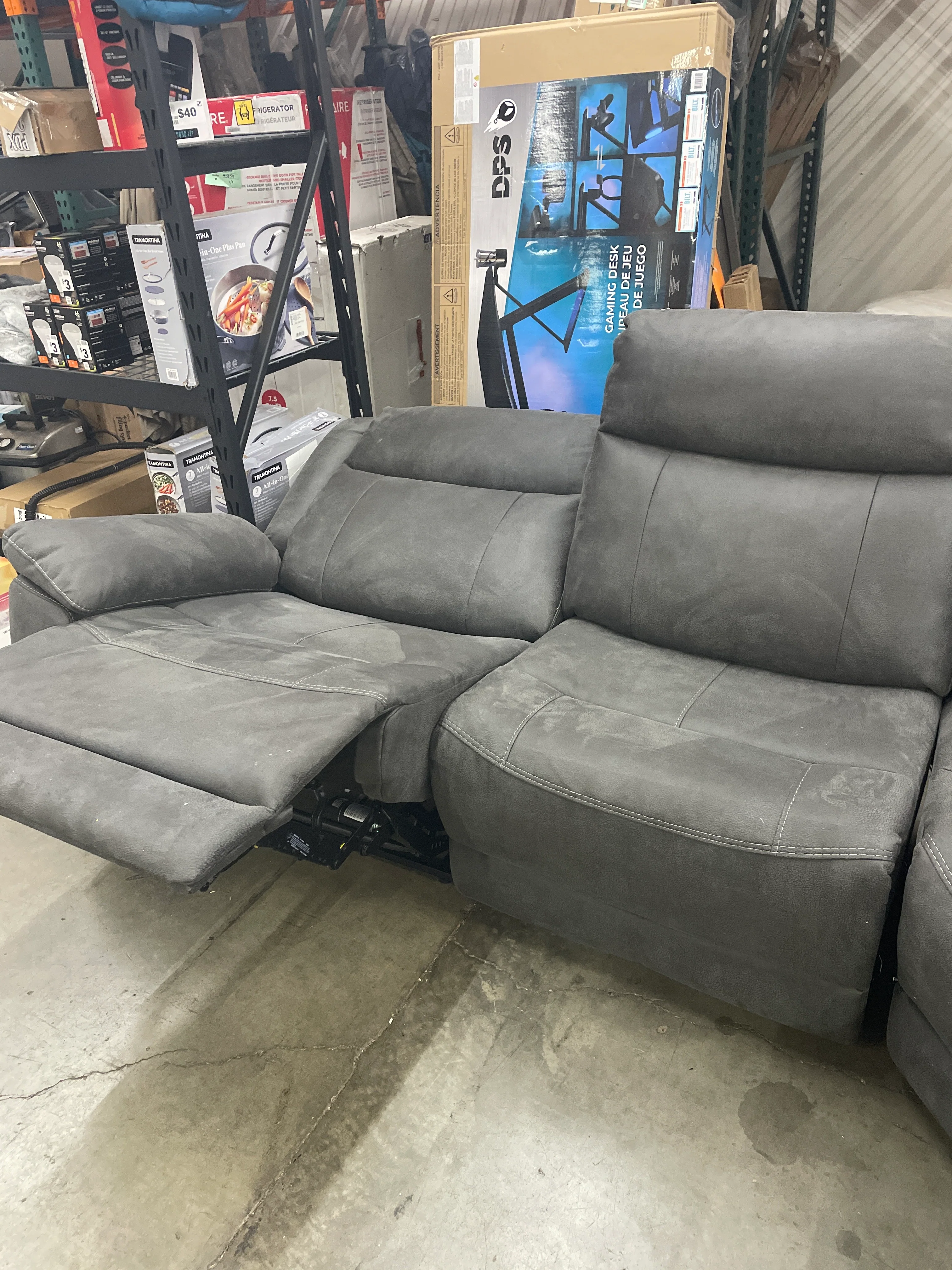 Zakary 4-piece Fabric Power Reclining Sectional With Power Headrests - Image 2