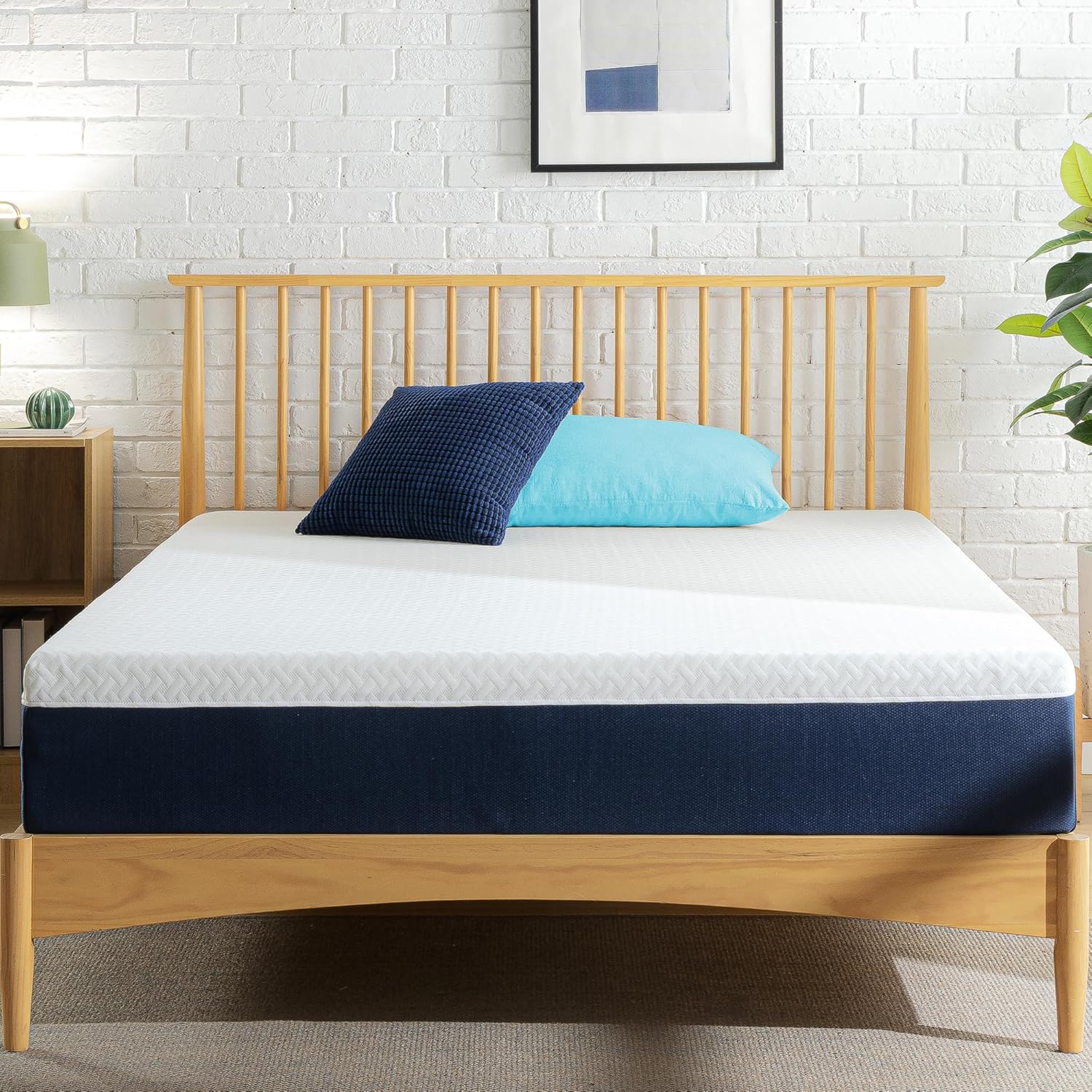 NEW - ZINUS 10 Inch QUEEN Cooling Comfort Hybrid Mattress [New Version], Fiberglass Free, Medium Firm Feel, Motion Isolation, Certified Safe Foams & Fabric, Mattress in A Box