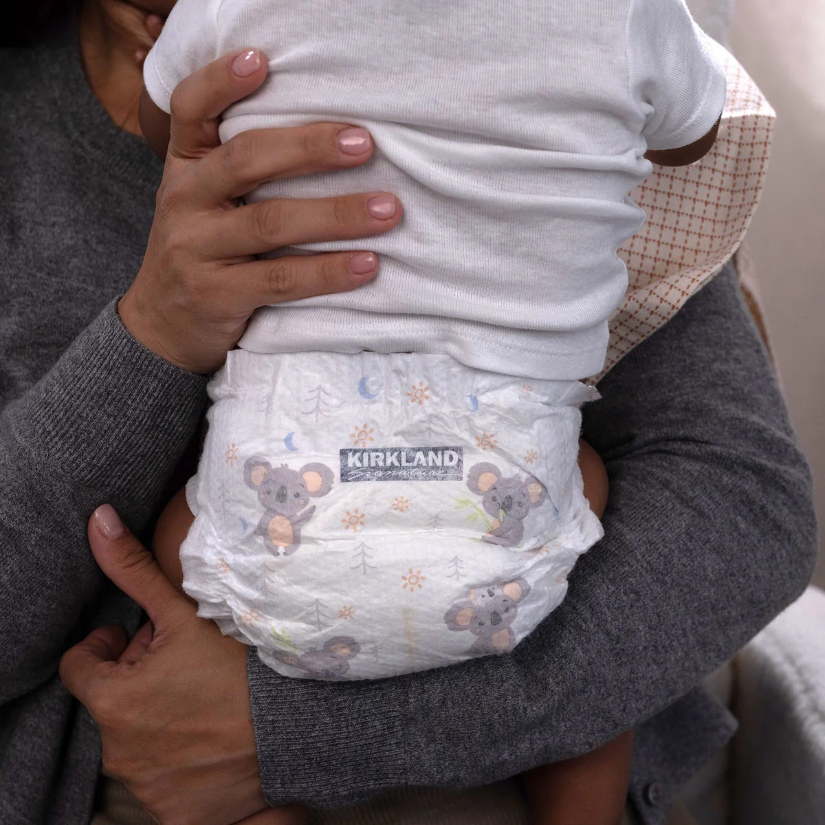 NEW - Kirkland Signature Diaper Size 2, 112-count - Image 6