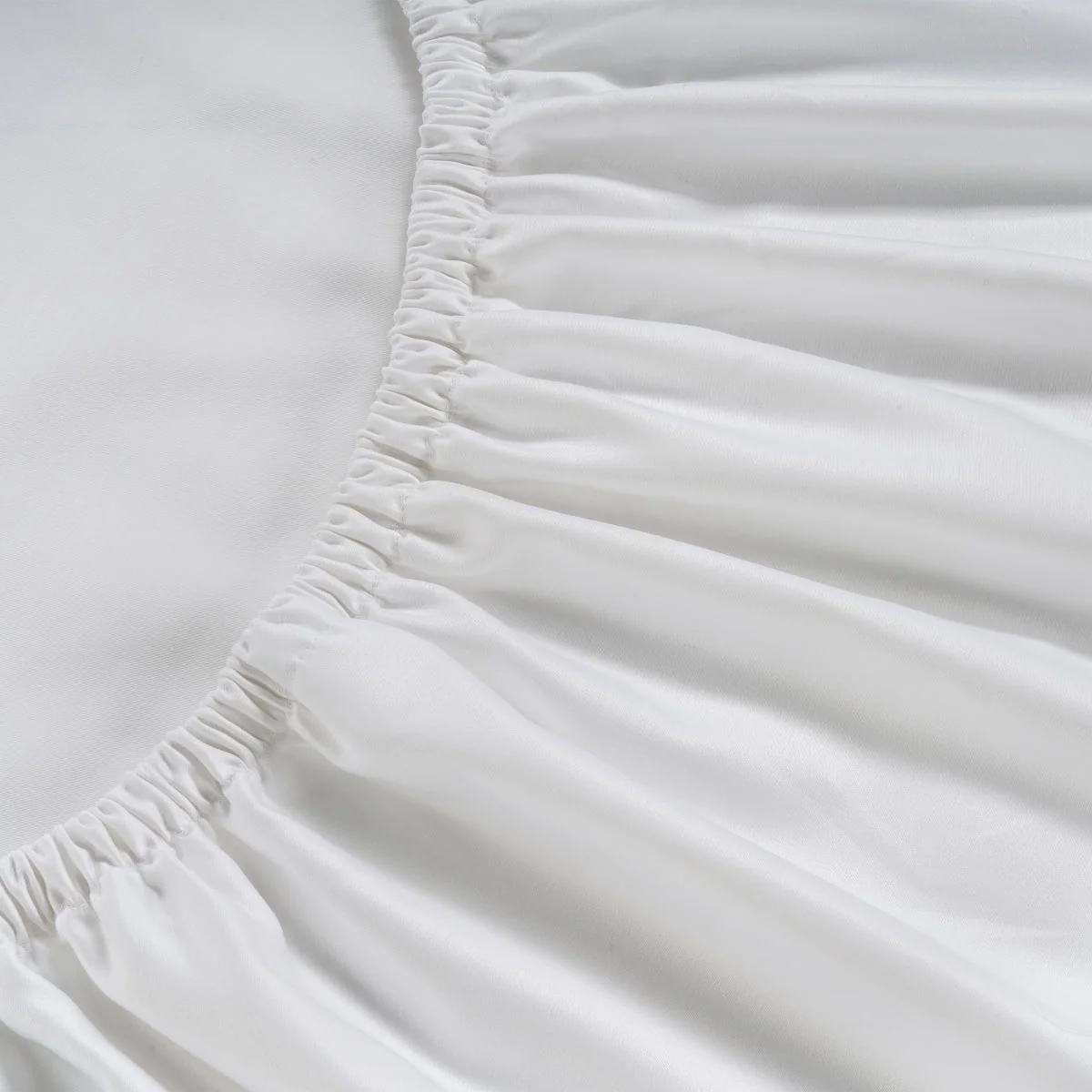 NEW - Hotel Signature 800 Thread Count Cotton 6-piece Sheet Set, Queen - Image 5