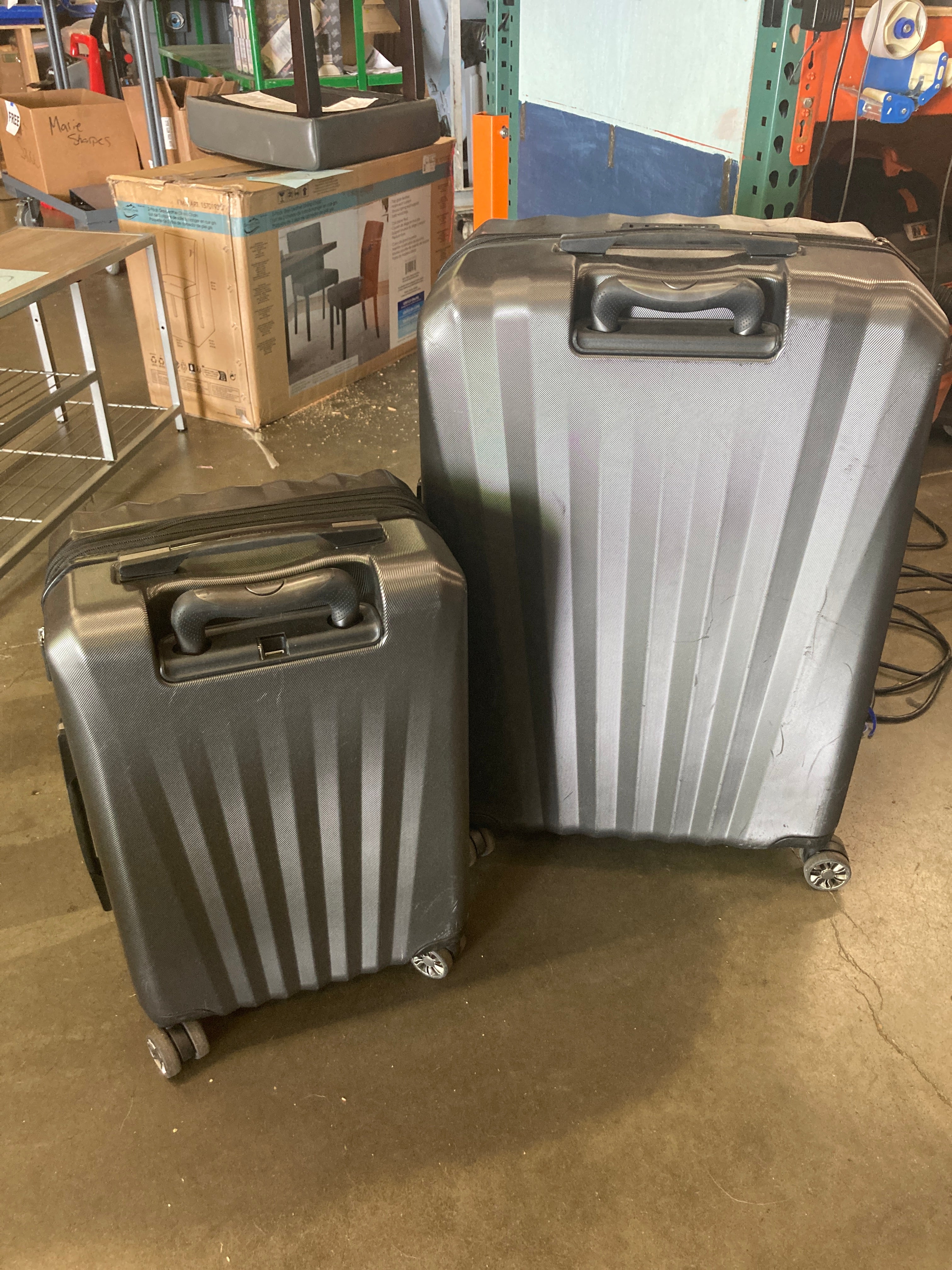Costco - Ricardo Beverly Hills Windsor 2 Piece Luggage Set Graphite - Retail $179