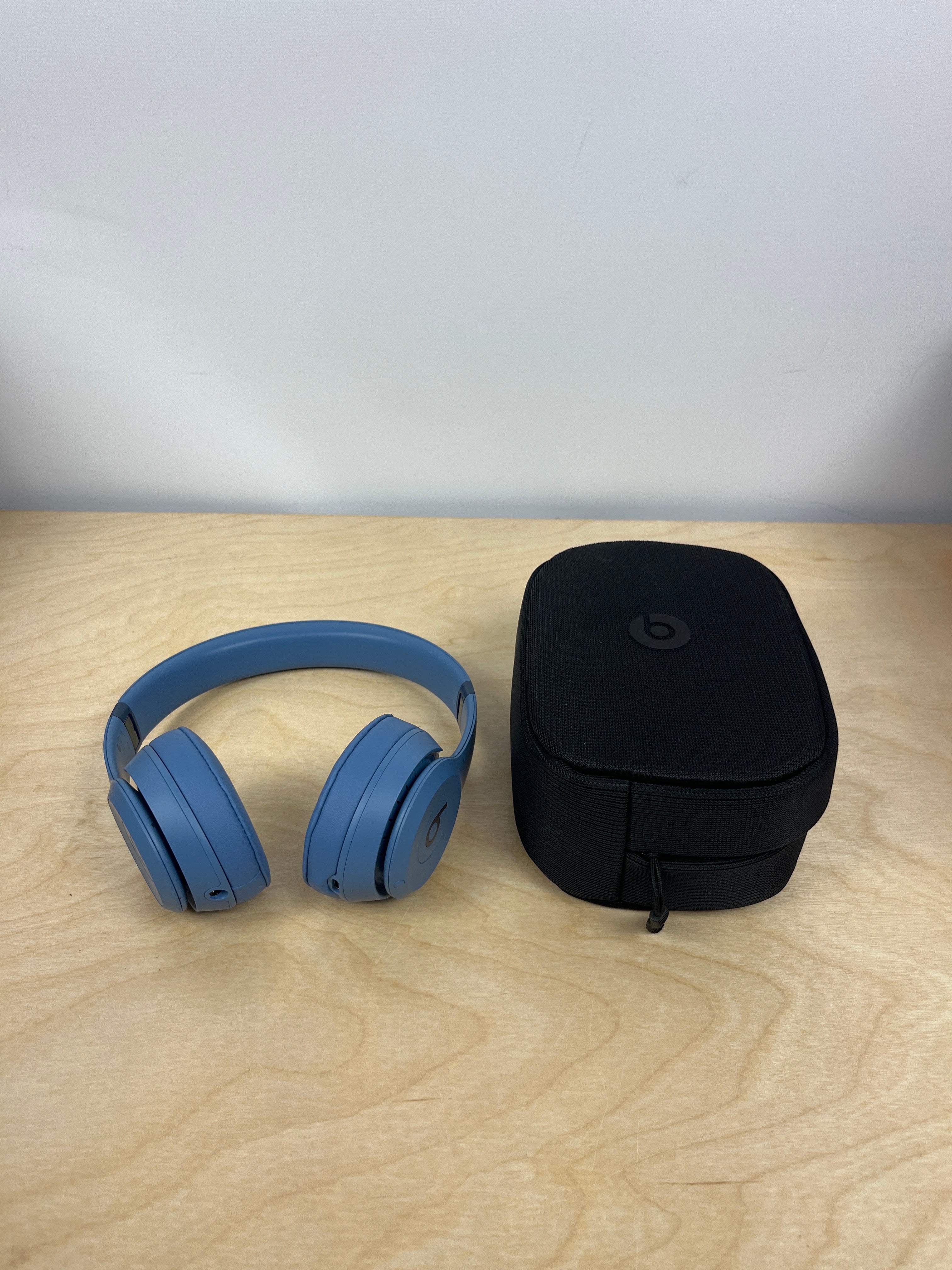 Beats Solo 4 Blue Wireless On-Ear Headphones - Image 6