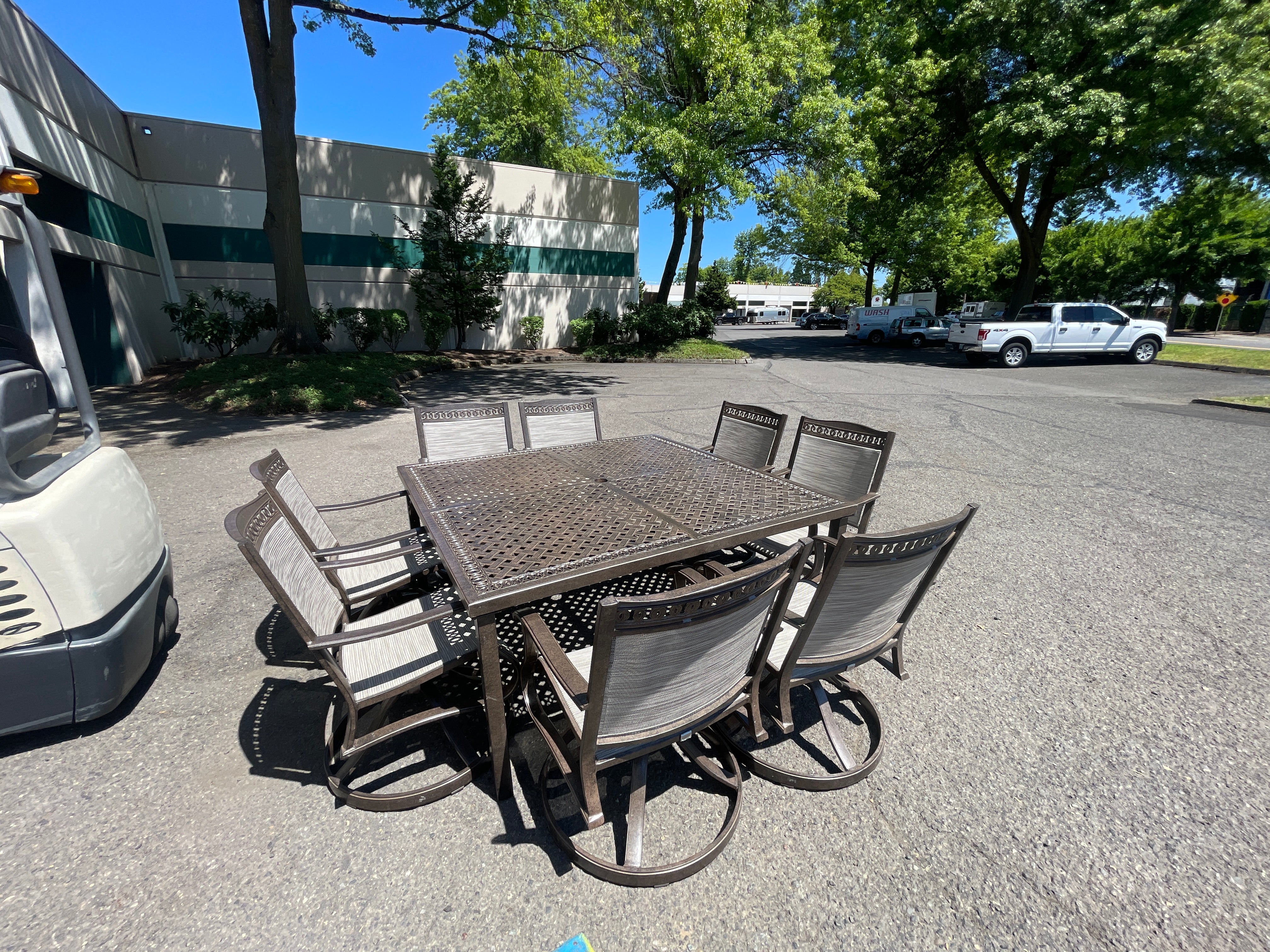 Costco - Agio Cullman 9-piece Sling Outdoor Patio Dining Set - Retail $2499 - Image 2