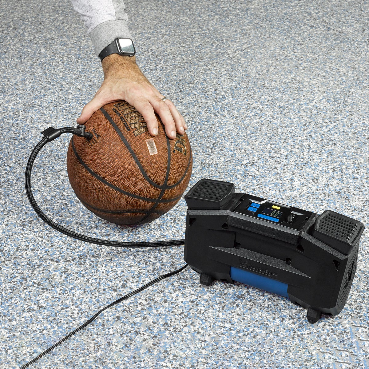 Michelin Programmable Super-Fast Double Piston Digital Tire Inflator - Image 4