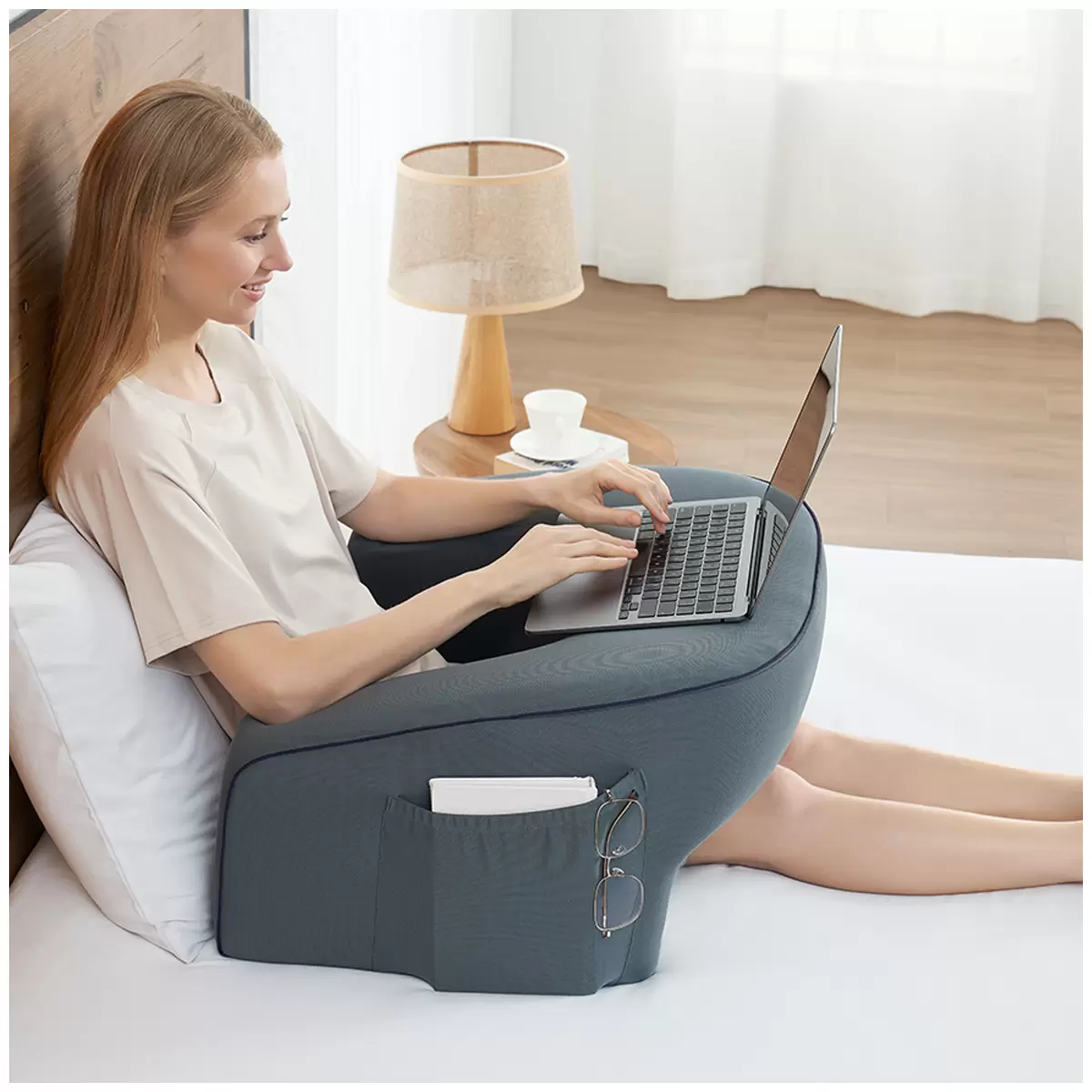 Casual Living Lap Desk With Removable Knit Cover - Image 3