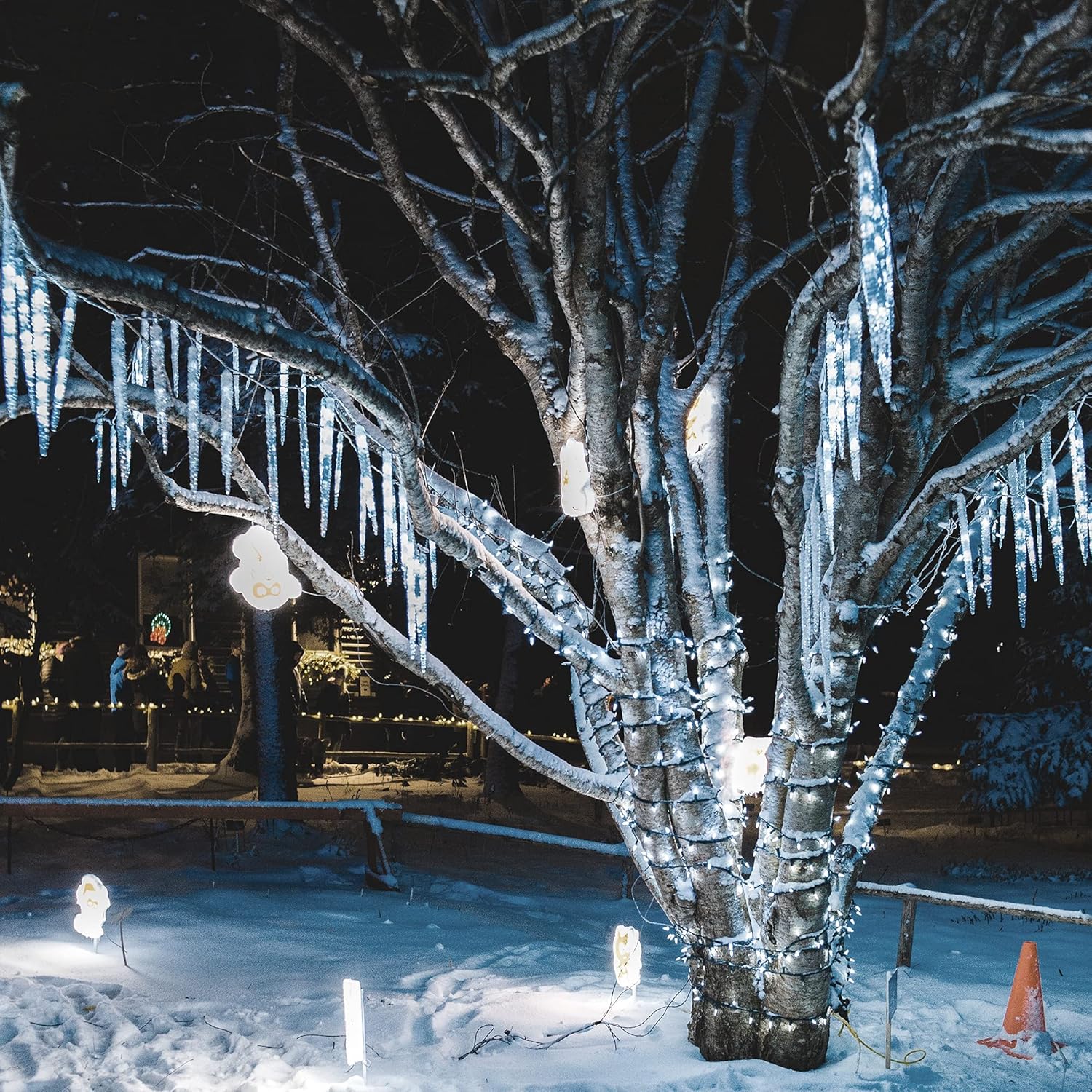 WATERGLIDE Meteor Shower Lights, 11" Outdoor Christmas Lights 10 Icicles 240 SMD LED Crystal Ice Falling Light, Connectable Raindrop Iciclelights, Xmas Winter Party Tree Holiday Decor, White - Image 7