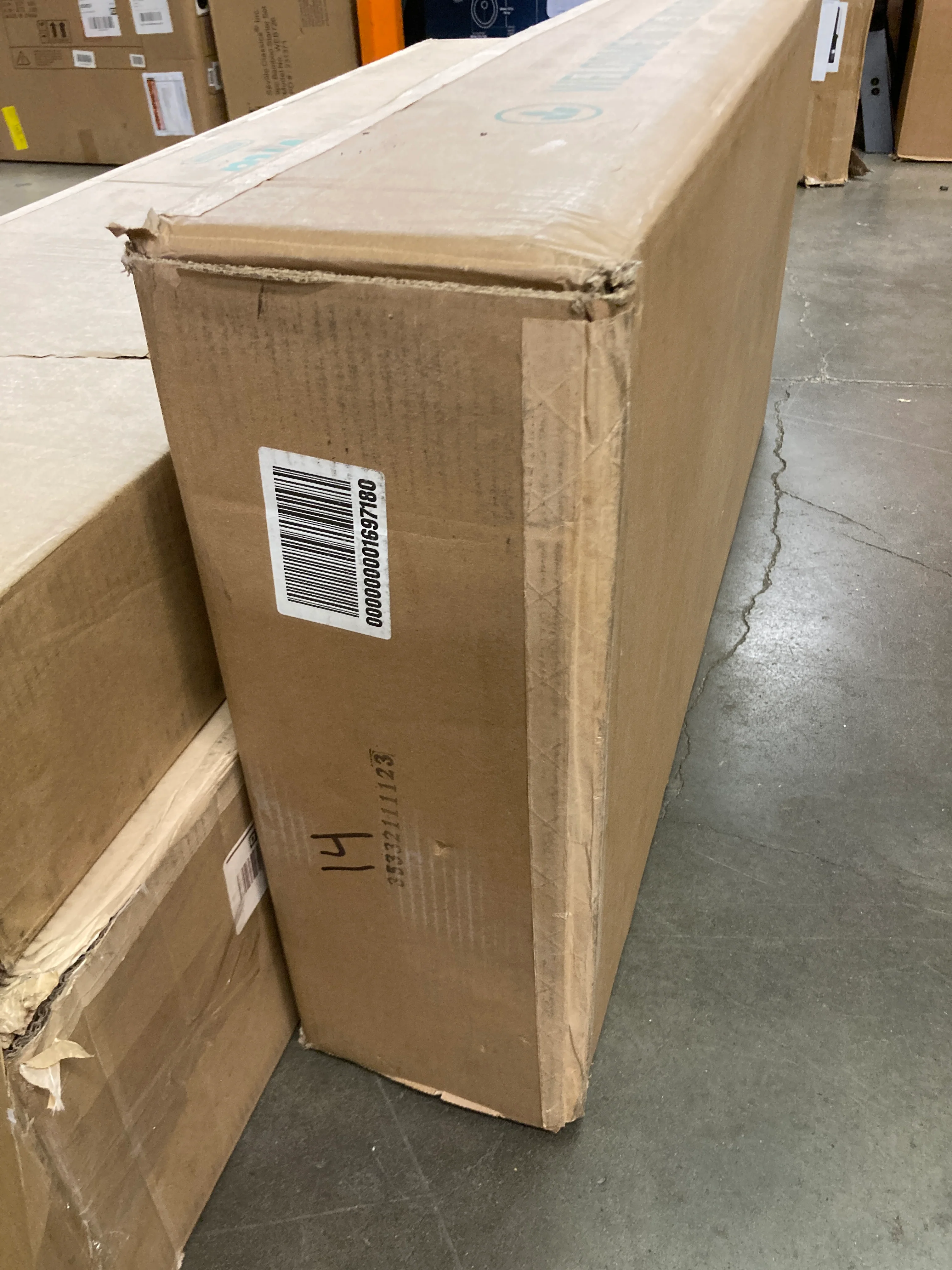NEW - Costco - Vita Urbana 11' Parklette Planter Combo with Trellis - Retail $799 - Image 10