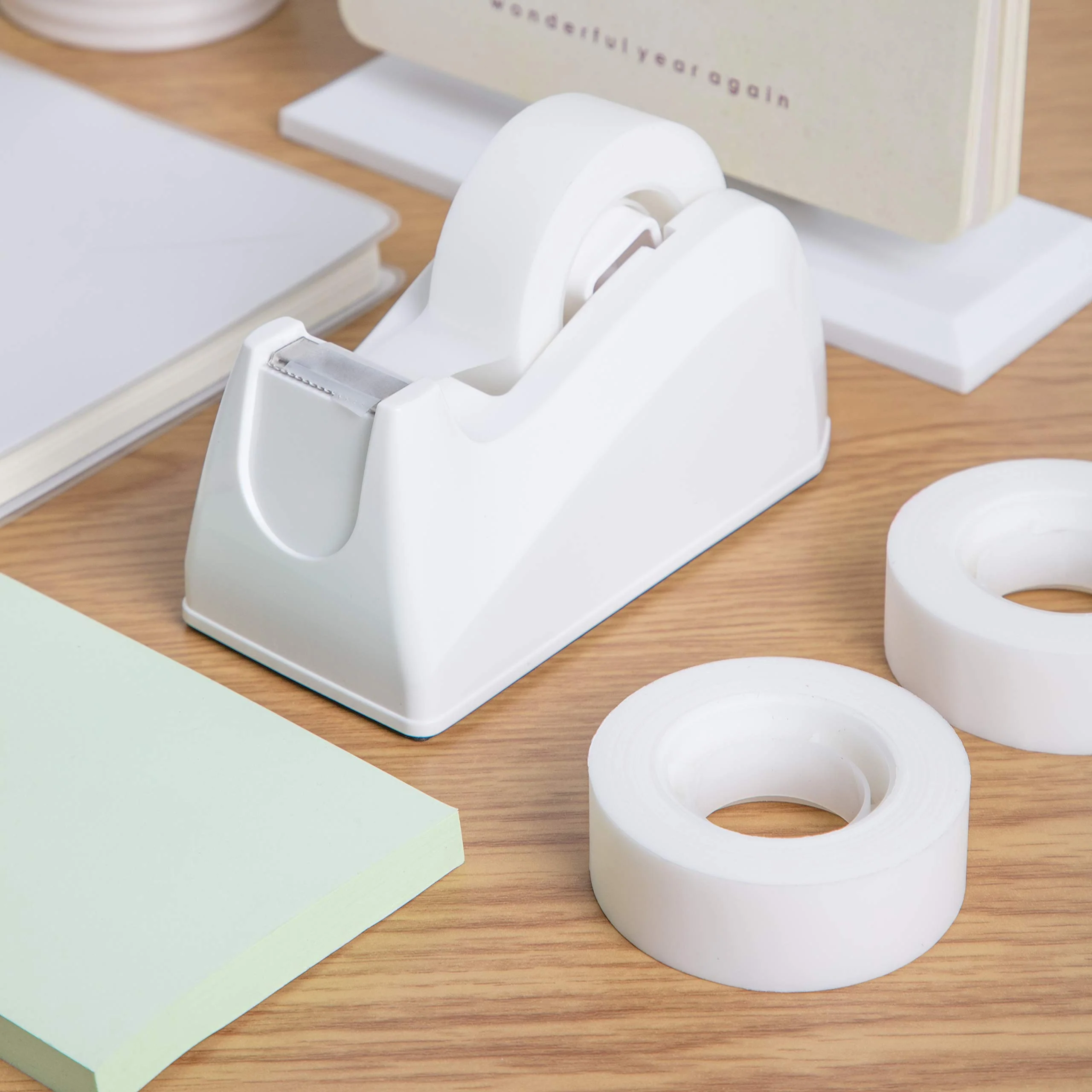 Amazon Basics Tape Dispenser with Refill Rolls - 3/4" x 1300" (36 yds), 16 Pack, Matte Finish - Image 6