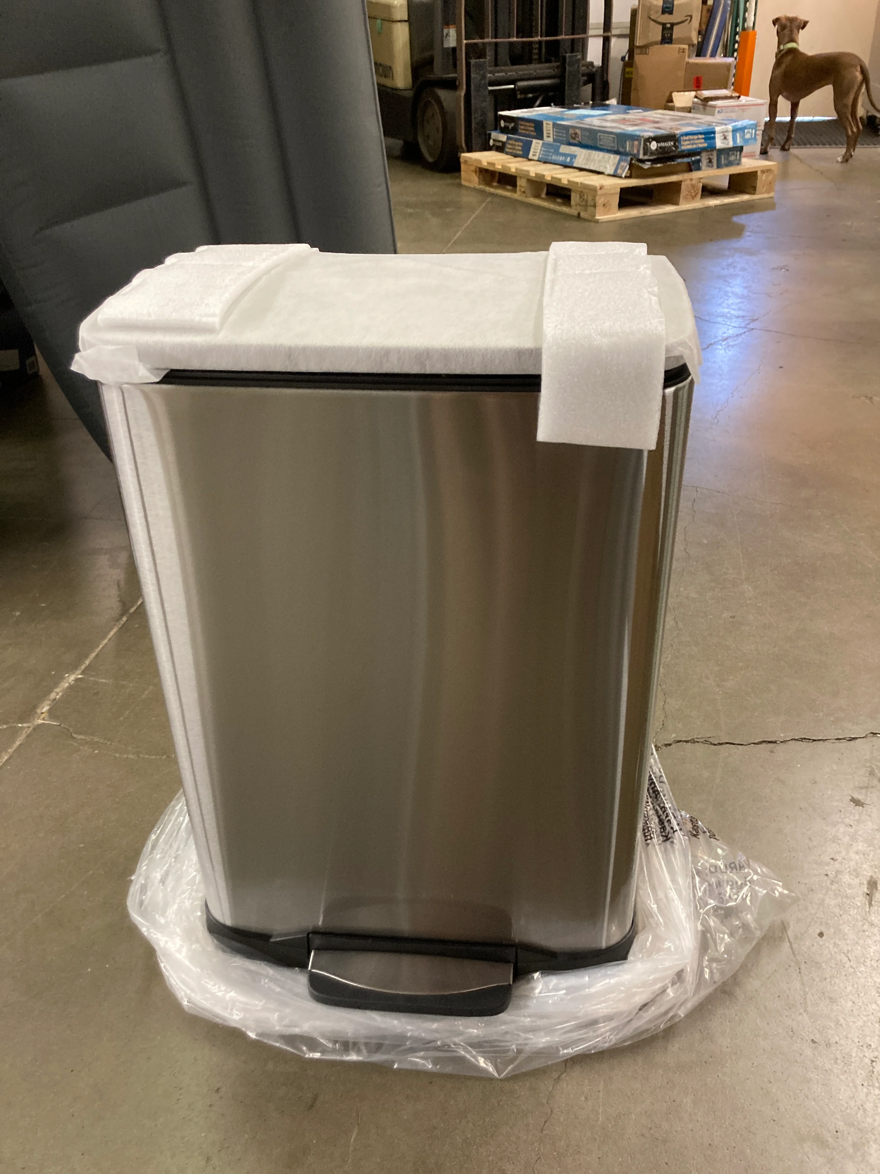 Costco - Neocube 50 Liter Dual Compartment 28 Liter and 18 Liter Stainless Steel Recycle and Trash Bin - Retail $99