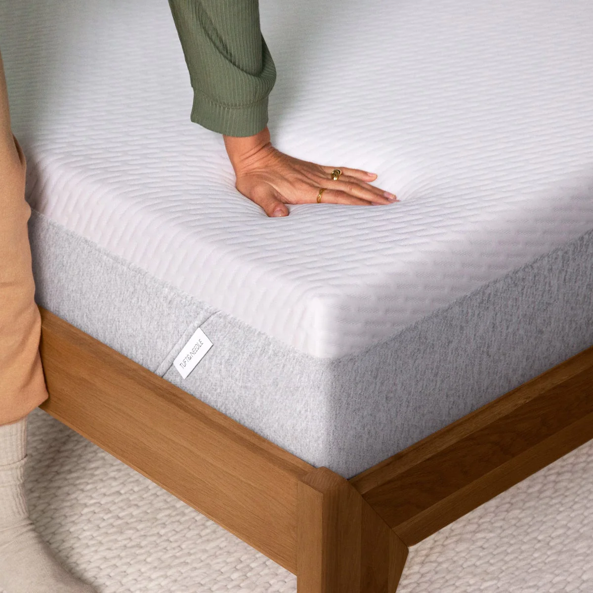 FULL - Tuft & Needle 9.5" Memory Foam Mattress - Image 2
