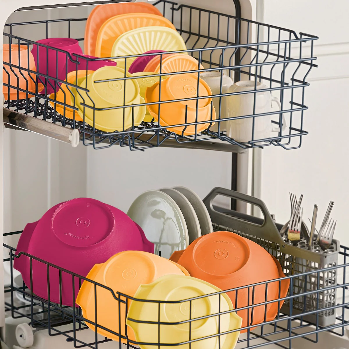 Tupperware Heritage Collection 32-piece Food Storage Container Set - Image 3