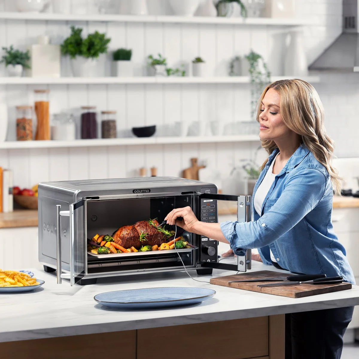 NEW - Gourmia XL 45 Quart Digital Countertop Oven with Air Fry and Temperature Probe - Image 3