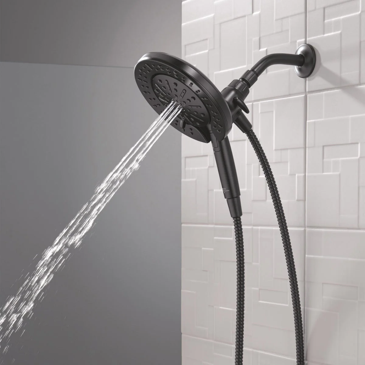 NEW - Delta 6-setting In2ition Hand Shower With ProClean In Matte Black - Image 5