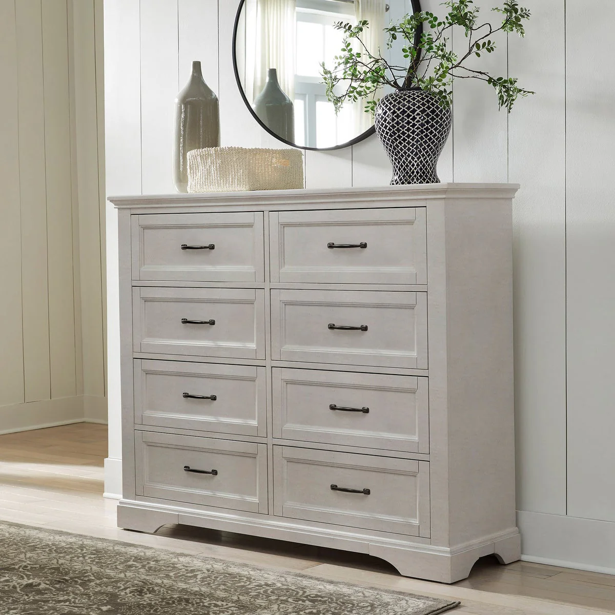 Pierce 8 Drawer Chest
