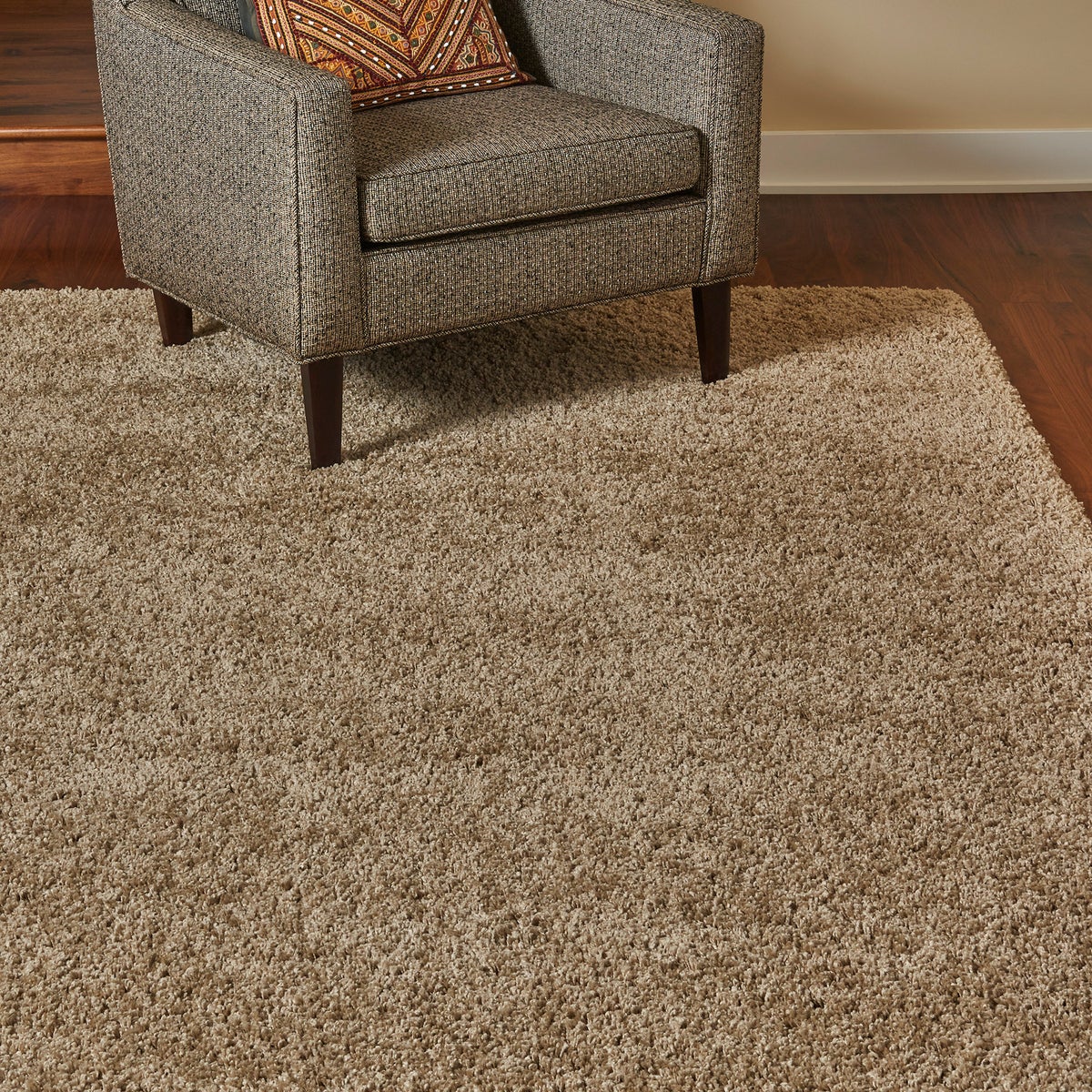 Thomasville Marketplace Luxury Shag Rug Collection, 5’3” x 7’5” - Image 4