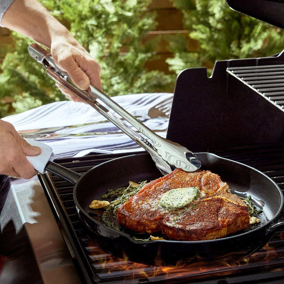 All-Clad Enameled Cast Iron 12 Inch Skillet - Image 5