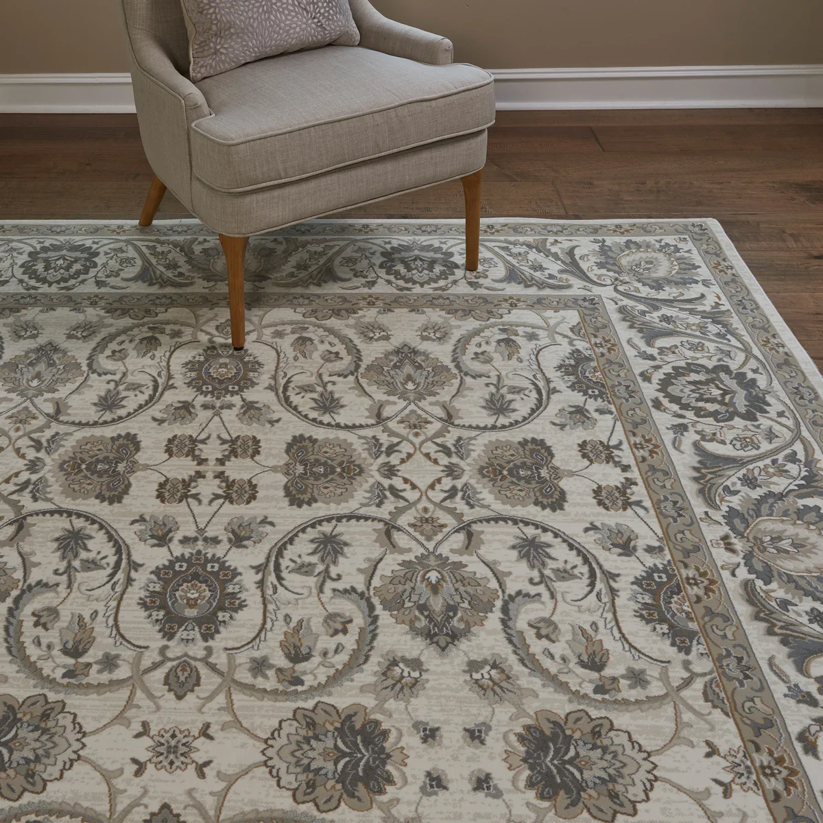 Gertmenian Thomasville Timeless Classic Aiden Indoor Area Rug, 7 ft. 10 in. x 10 ft. - Image 3