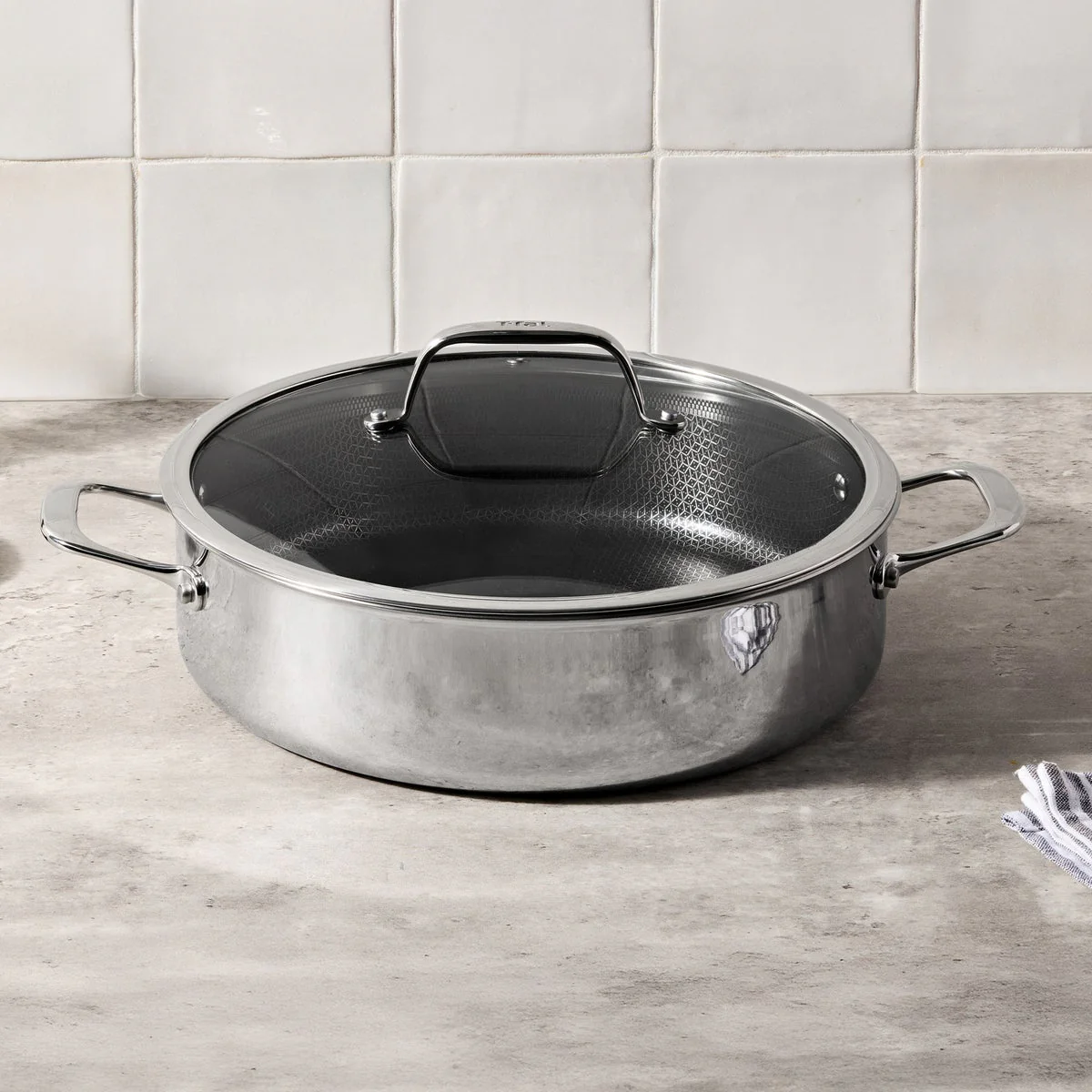 T-fal Hybrid Mesh Stainless Steel 6-quart Universal Pan - Image 4