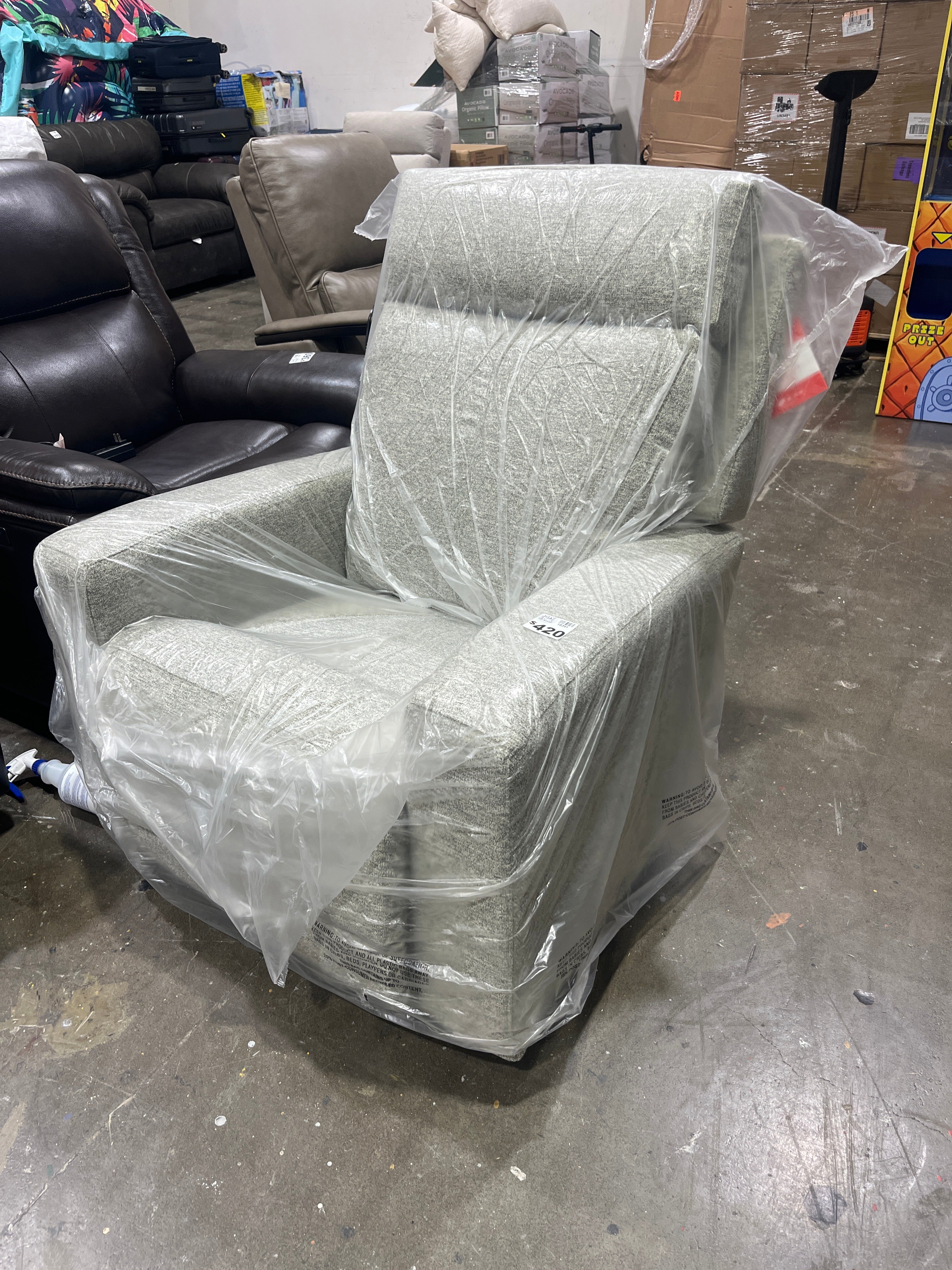 La-Z-Boy Jax Rocker Recliner - Image 7