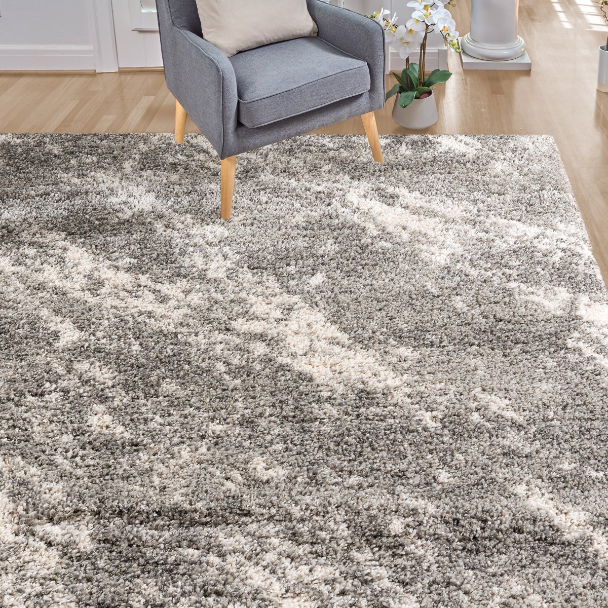 Thomasville Marketplace Luxury Shag Rug Collection, Adria, 7'10" x 10' - Image 2