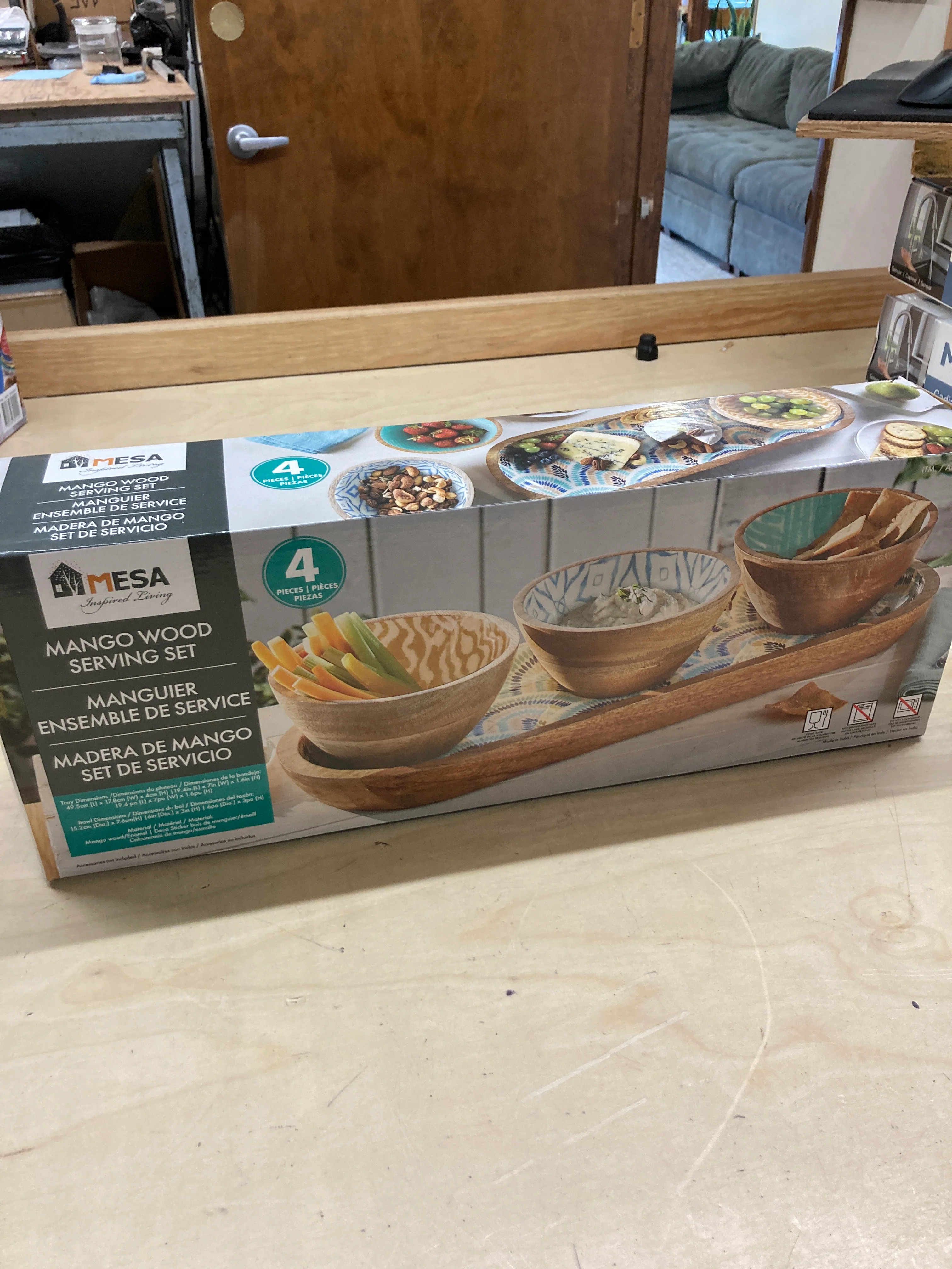 NEW - Costco - 4 Piece Bowls and Tray Set - Retail $24 - Image 2