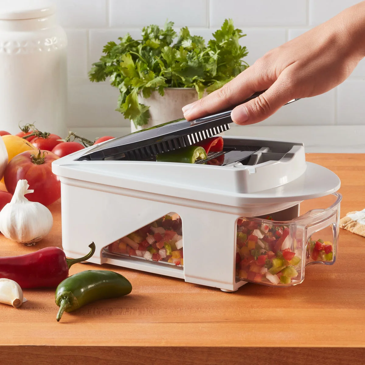 MIU 11-piece Vegetable Chopper & Slicer - Image 3