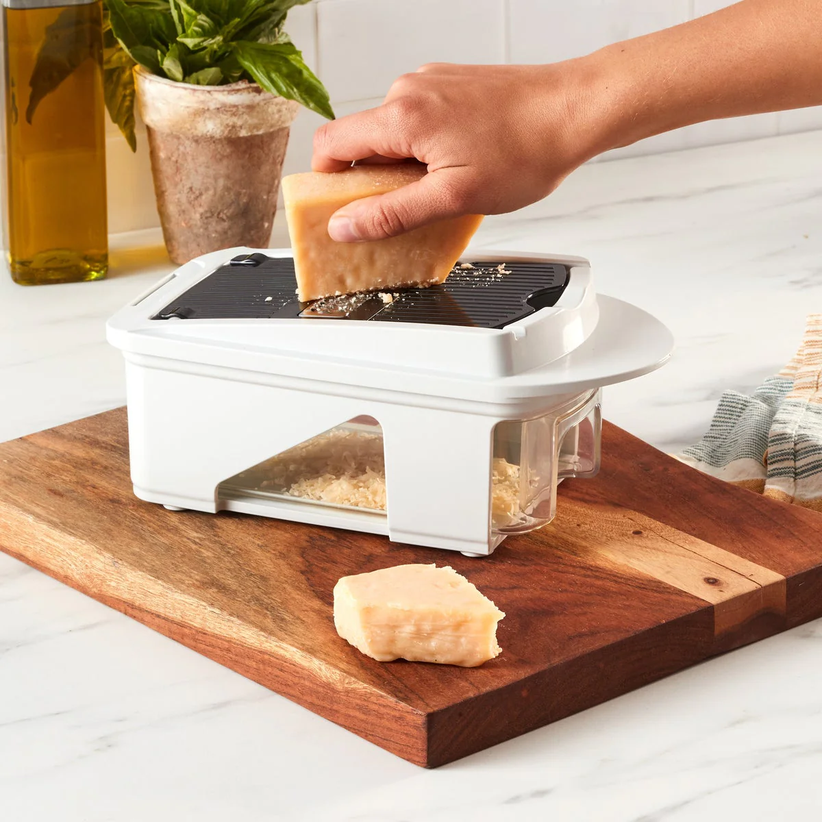 MIU 11-piece Vegetable Chopper & Slicer - Image 5