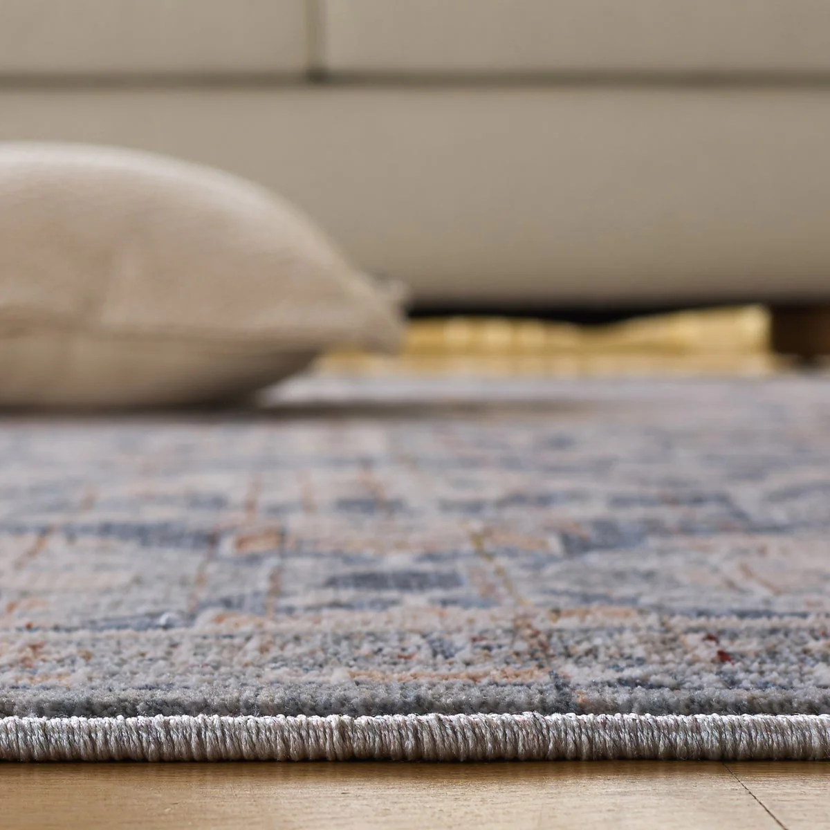 Safavieh Sutton Area Rug, Navy Brown, 8' x 10' - Image 5
