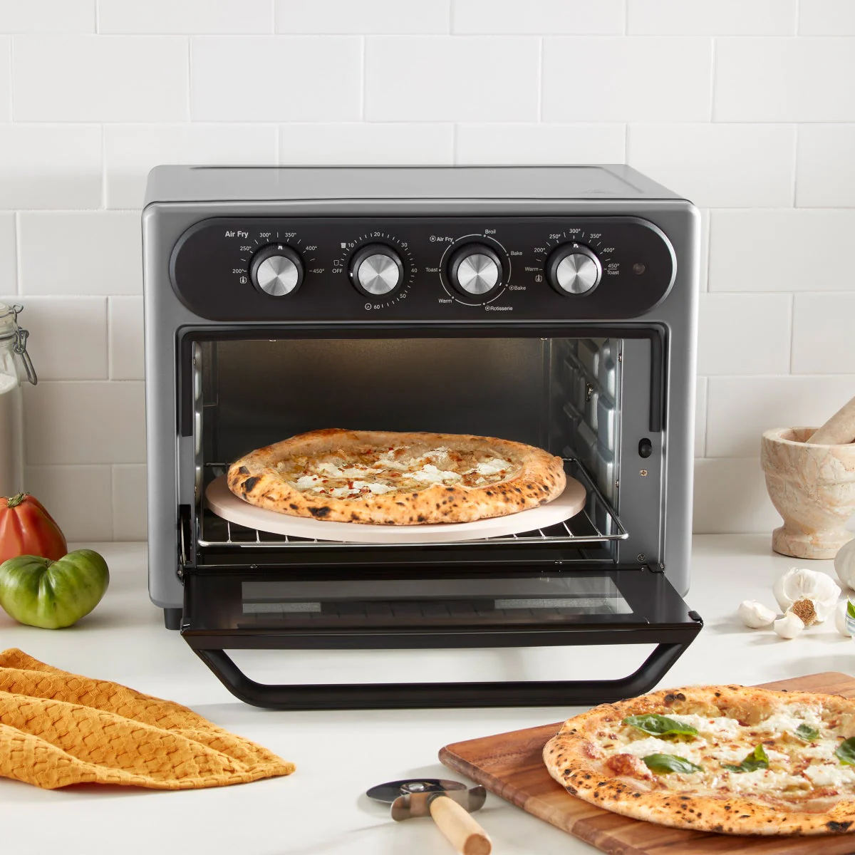 Dash Chef Series 23L Air Fryer Oven - Image 4