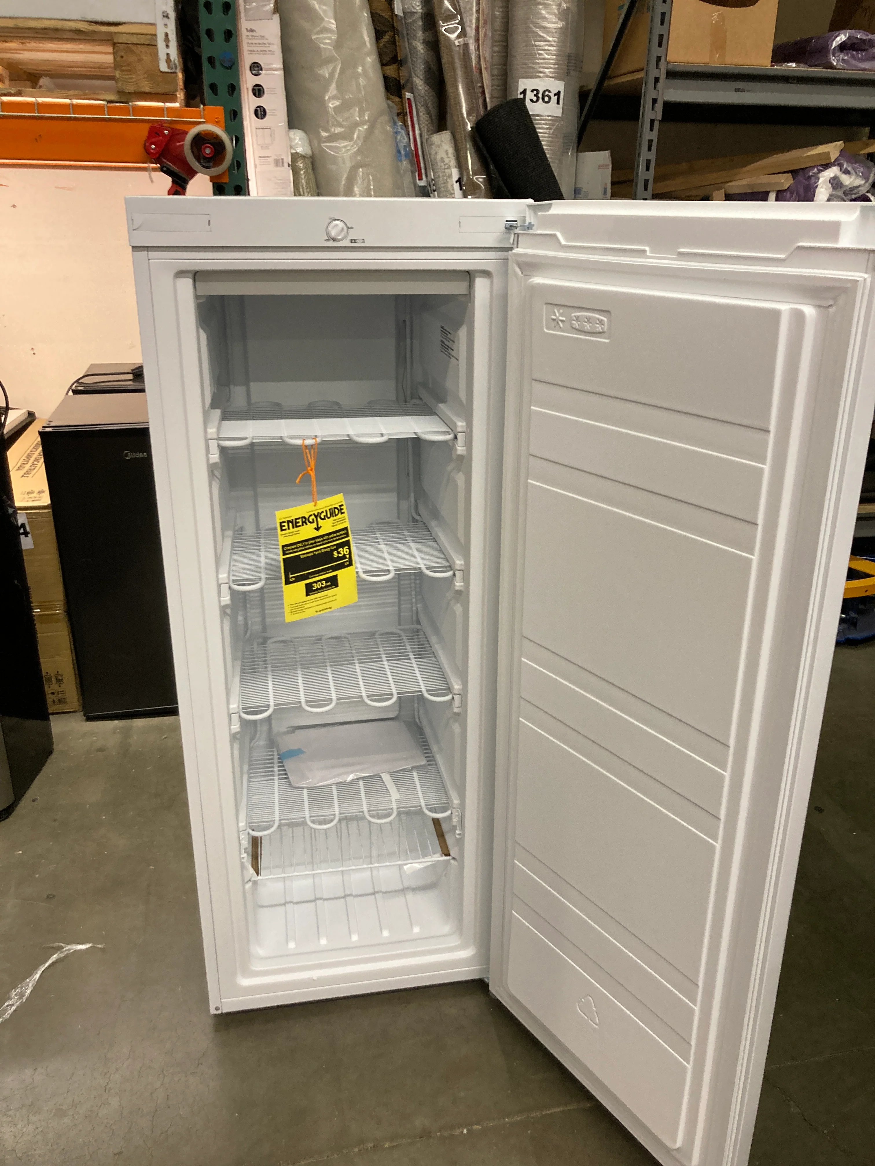 NEW with damage - Midea MRU05M2AWW Upright Freezer, 5.3 Cu.ft - Retail $369 - Image 2