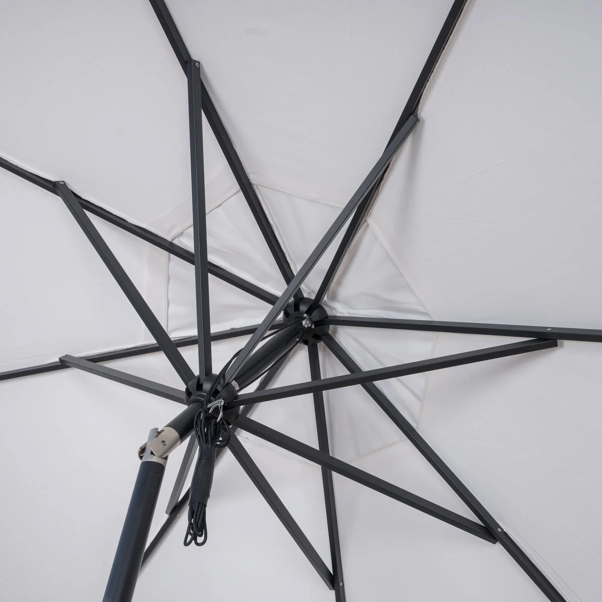 Sunvilla 11’ Border Stripe Market Umbrella - Image 6