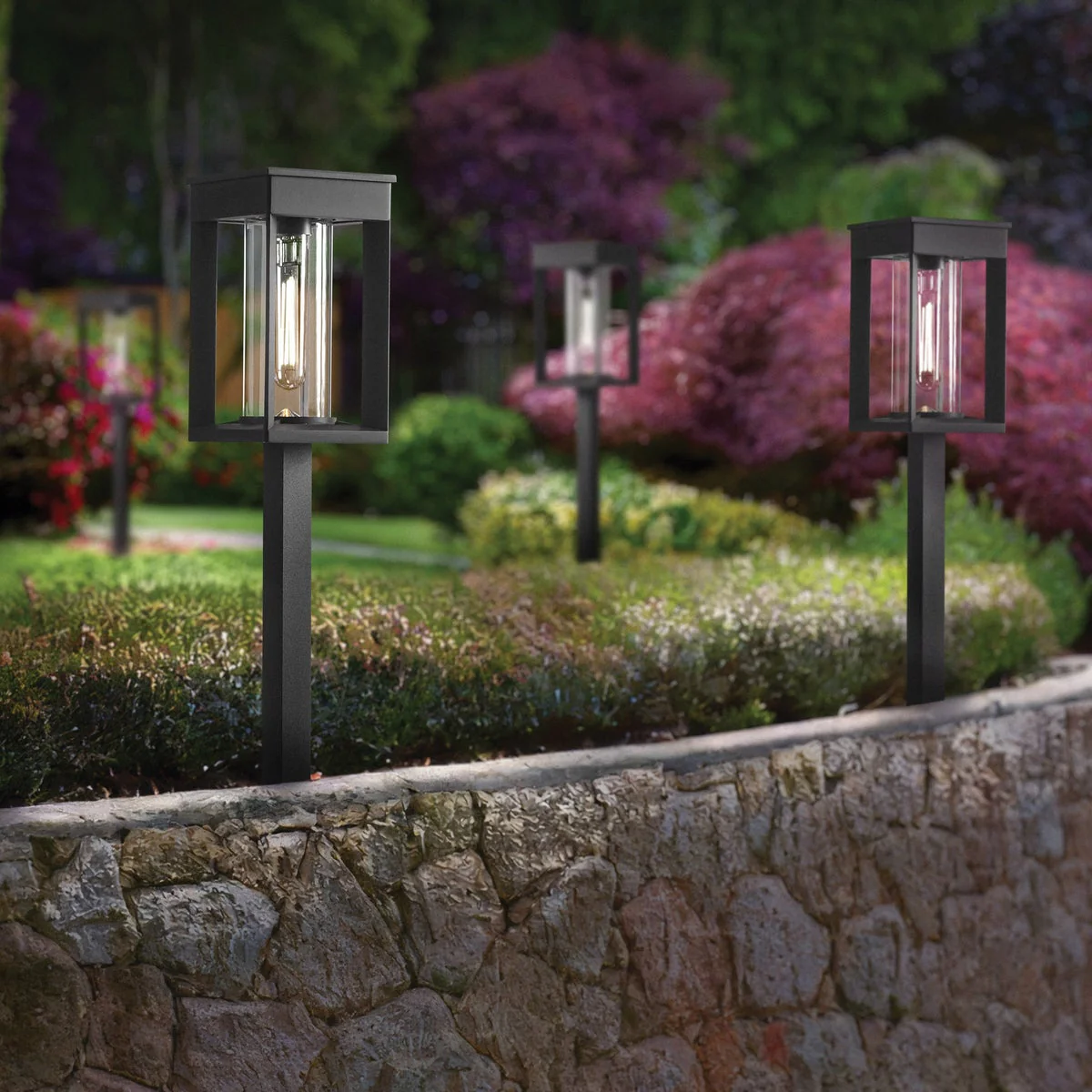 GTX Solar LED Pathway Lights, 4-pack - Image 3