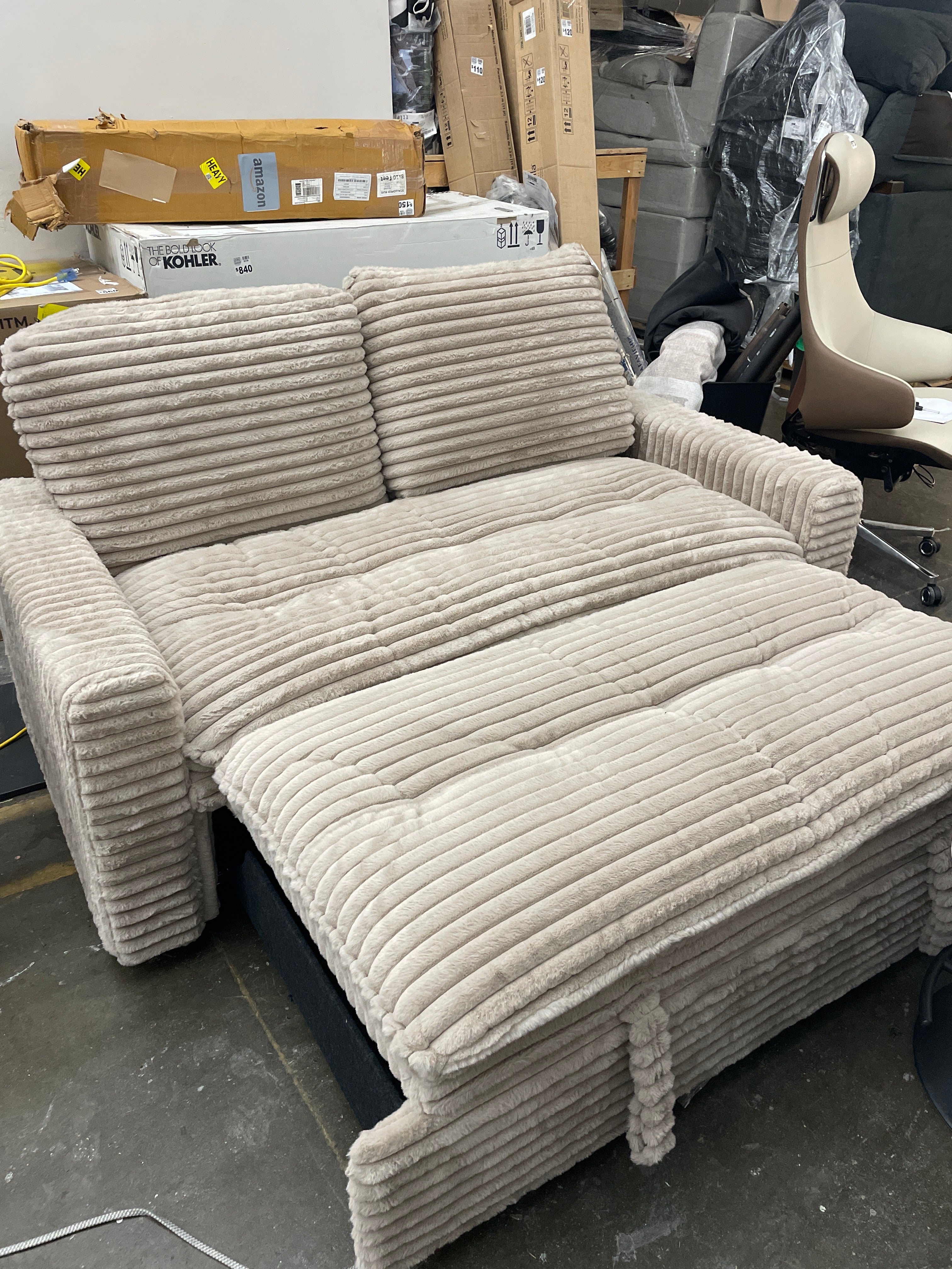 Stearns & Foster Johanna Convertible Sleeper Sofa - Image 6