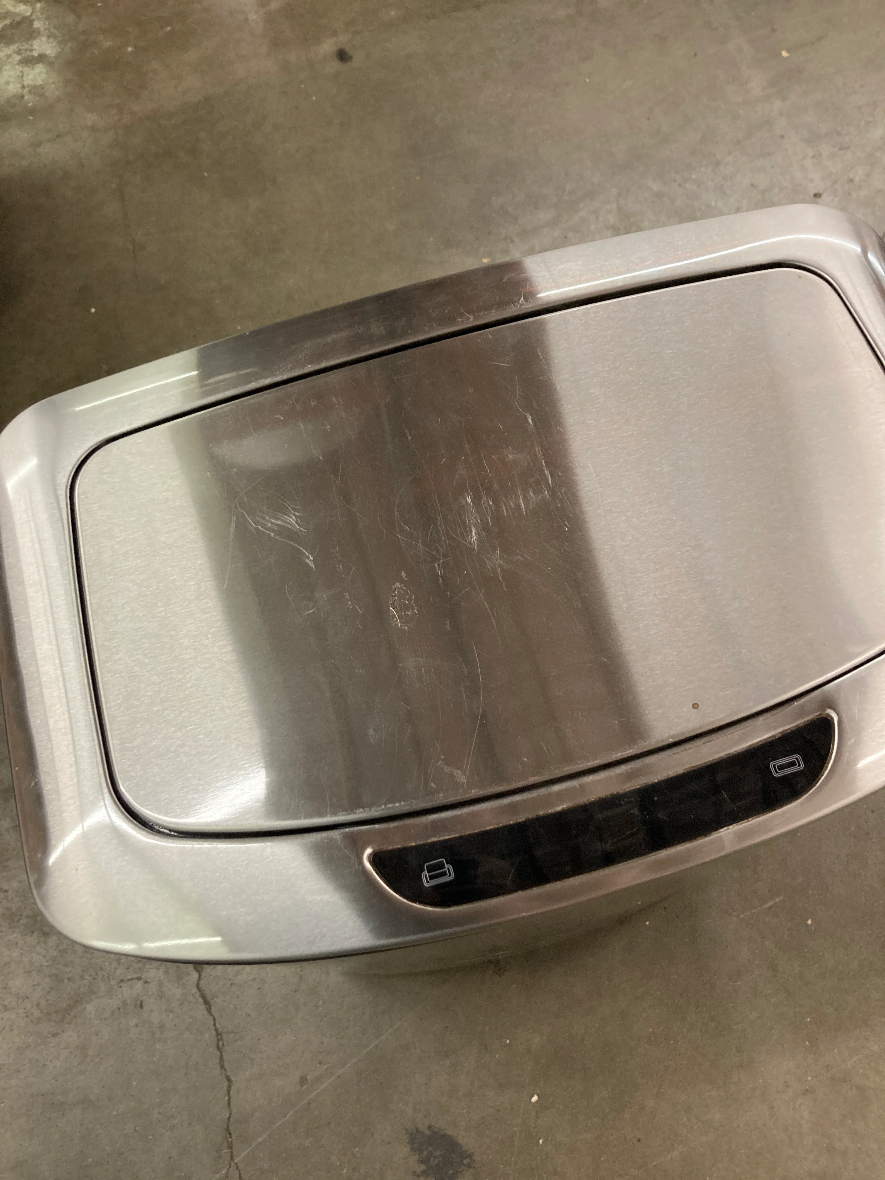 Costco - EKO 47L Stainless Steel Motion Sensor Trash Can - Retail $49 - Image 3