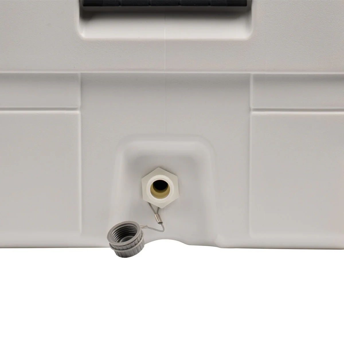 Igloo 150-quart XL MaxCold Cooler - Image 6