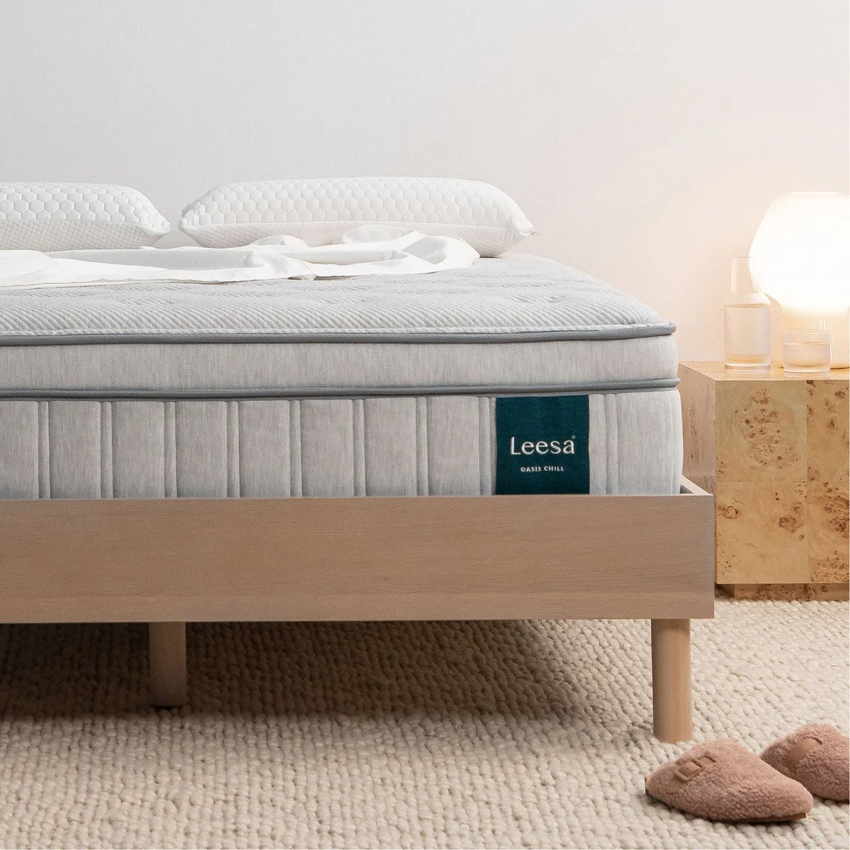 Leesa Oasis Chill 13.5" Euro Top Medium Firm Hybrid Mattress, King - Image 2