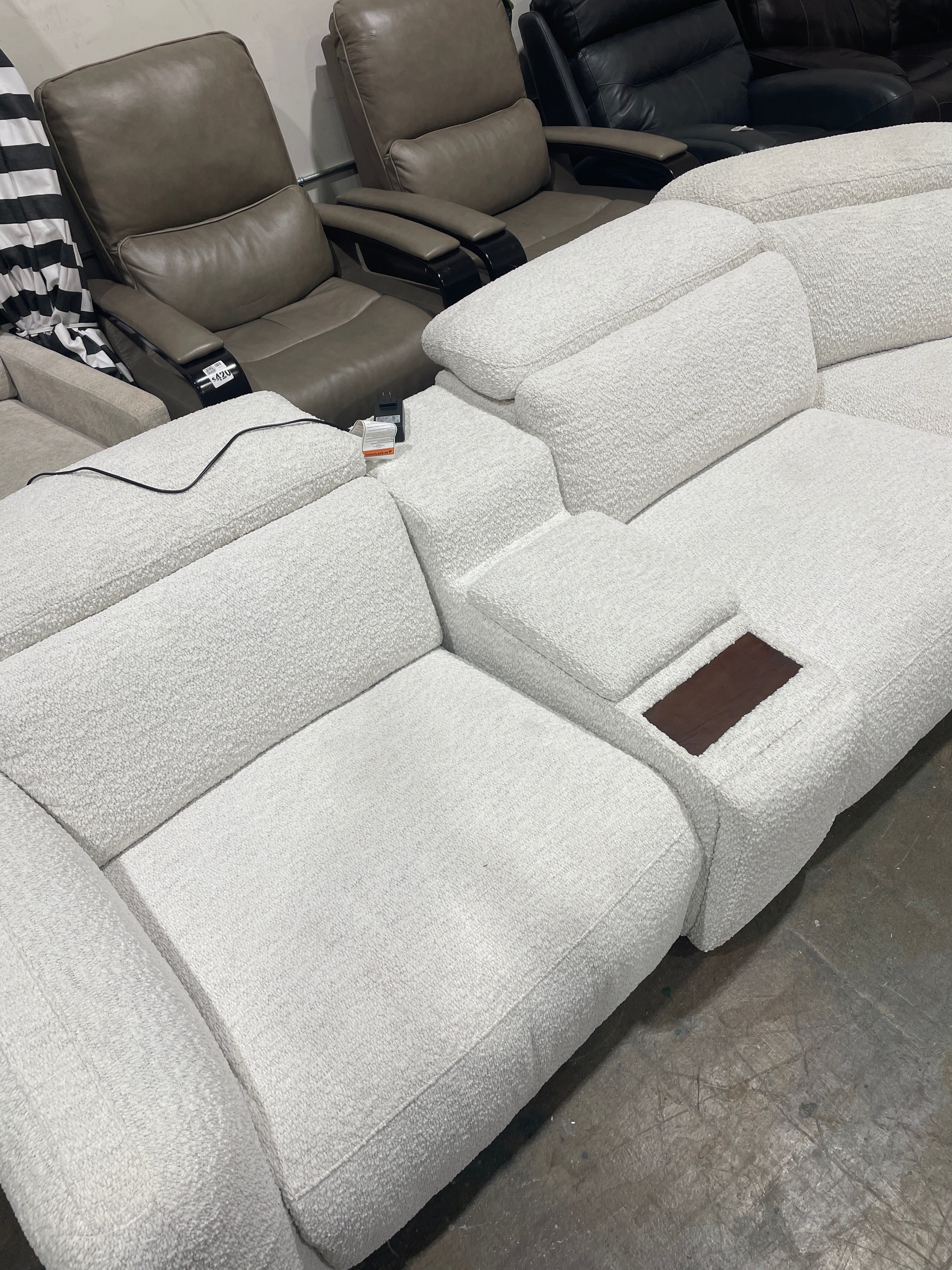 Monroe 6-piece Fabric Power Reclining Sectional with Power Headrests - Image 11