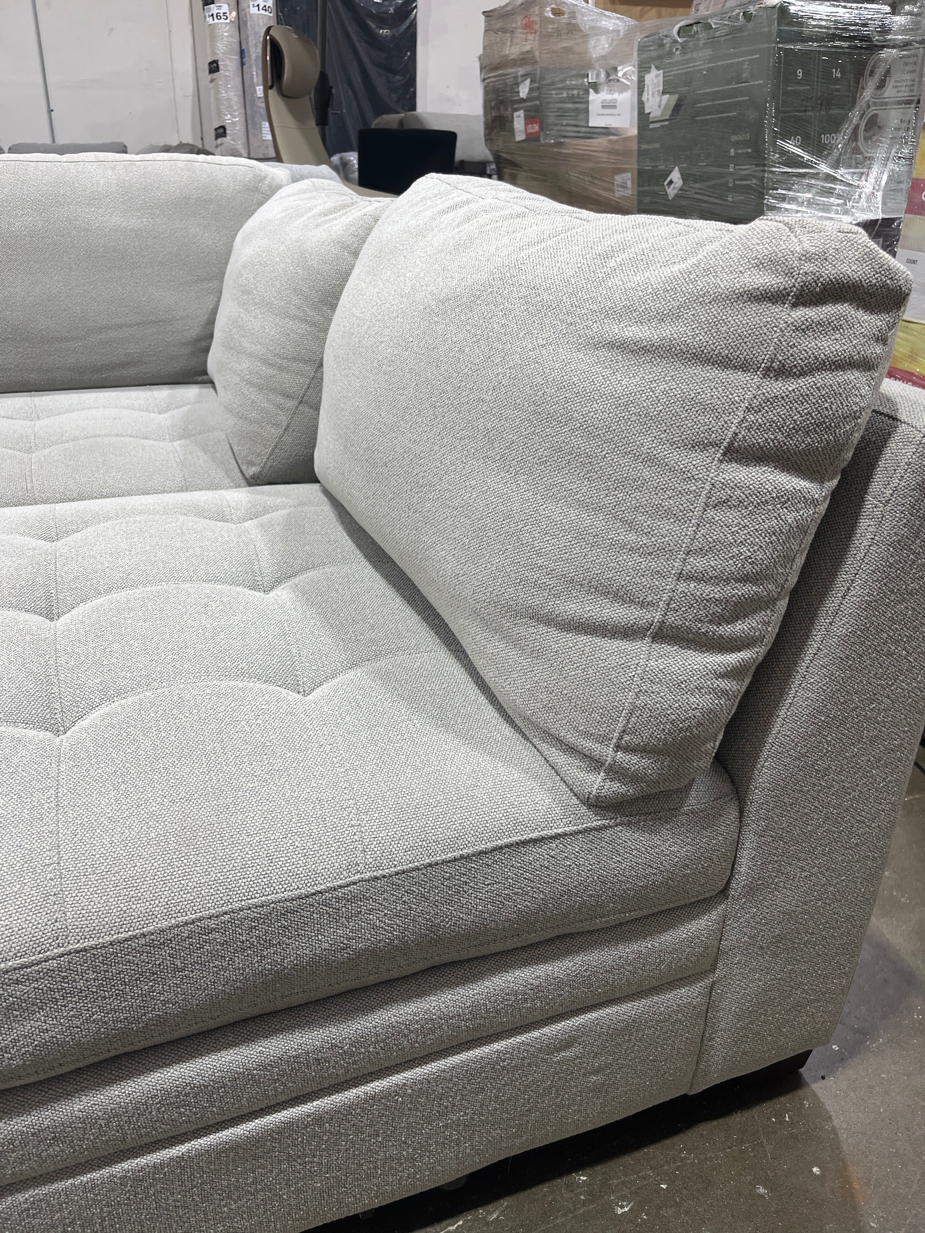 Thomasville Tisdale Modular Sectional 6-piece Boucle with Storage Ottoman - Image 6
