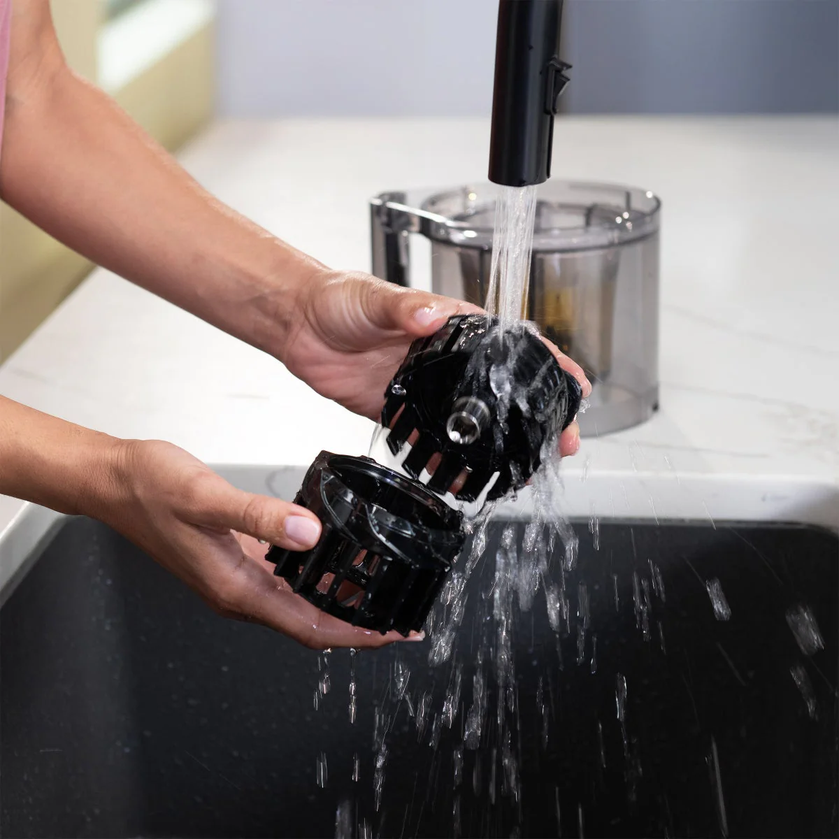 Omega Effortless Batch Juicer - Image 9