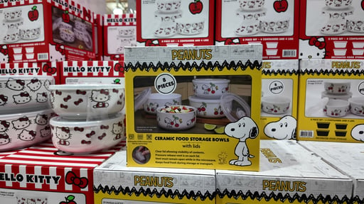 8-Piece Ceramic Food Storage - Peanuts - Image 2