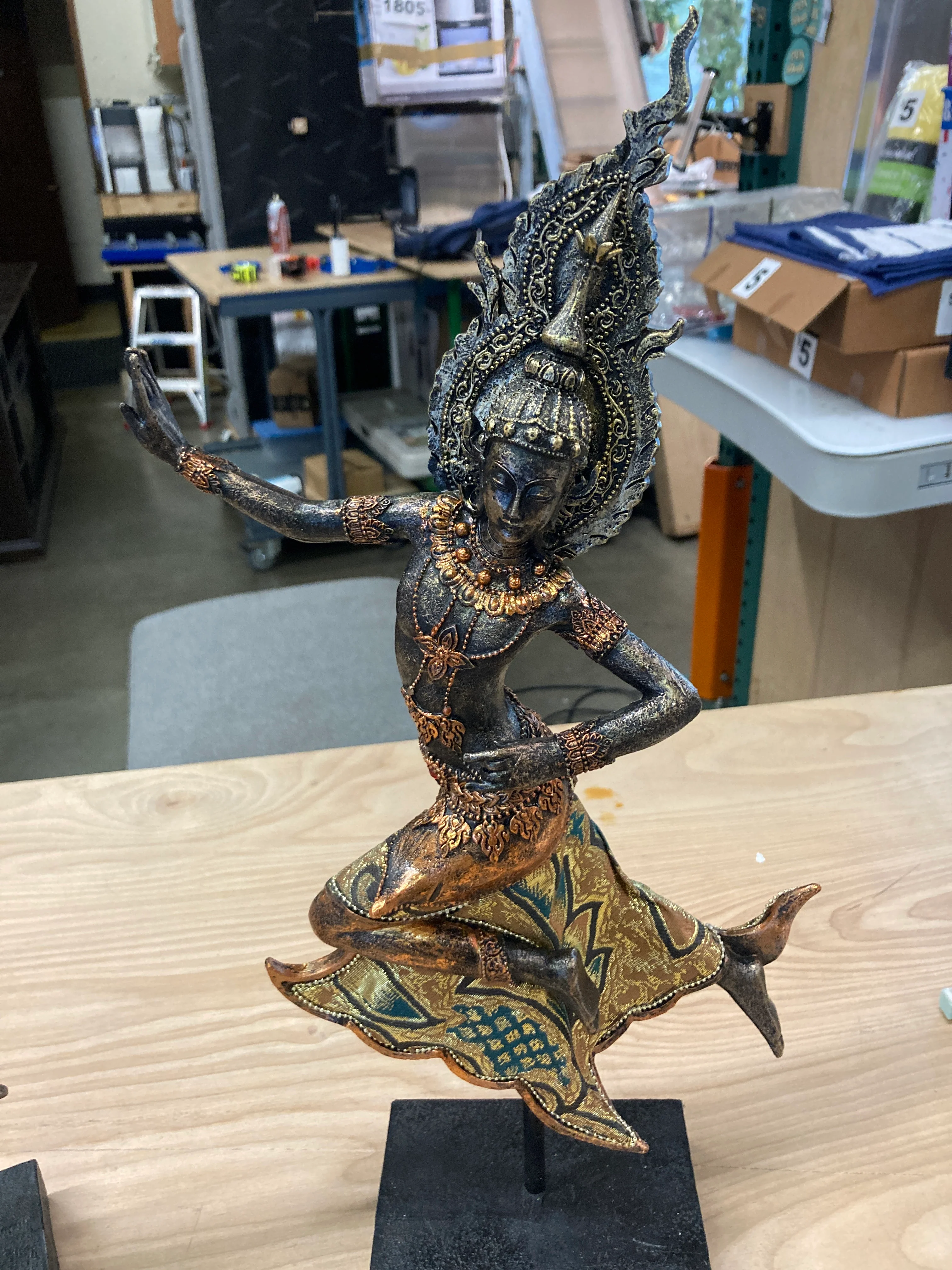 NEW - Design Toscano Thai Teppanon Temple Dancer Statues - Retail $100 - Image 4