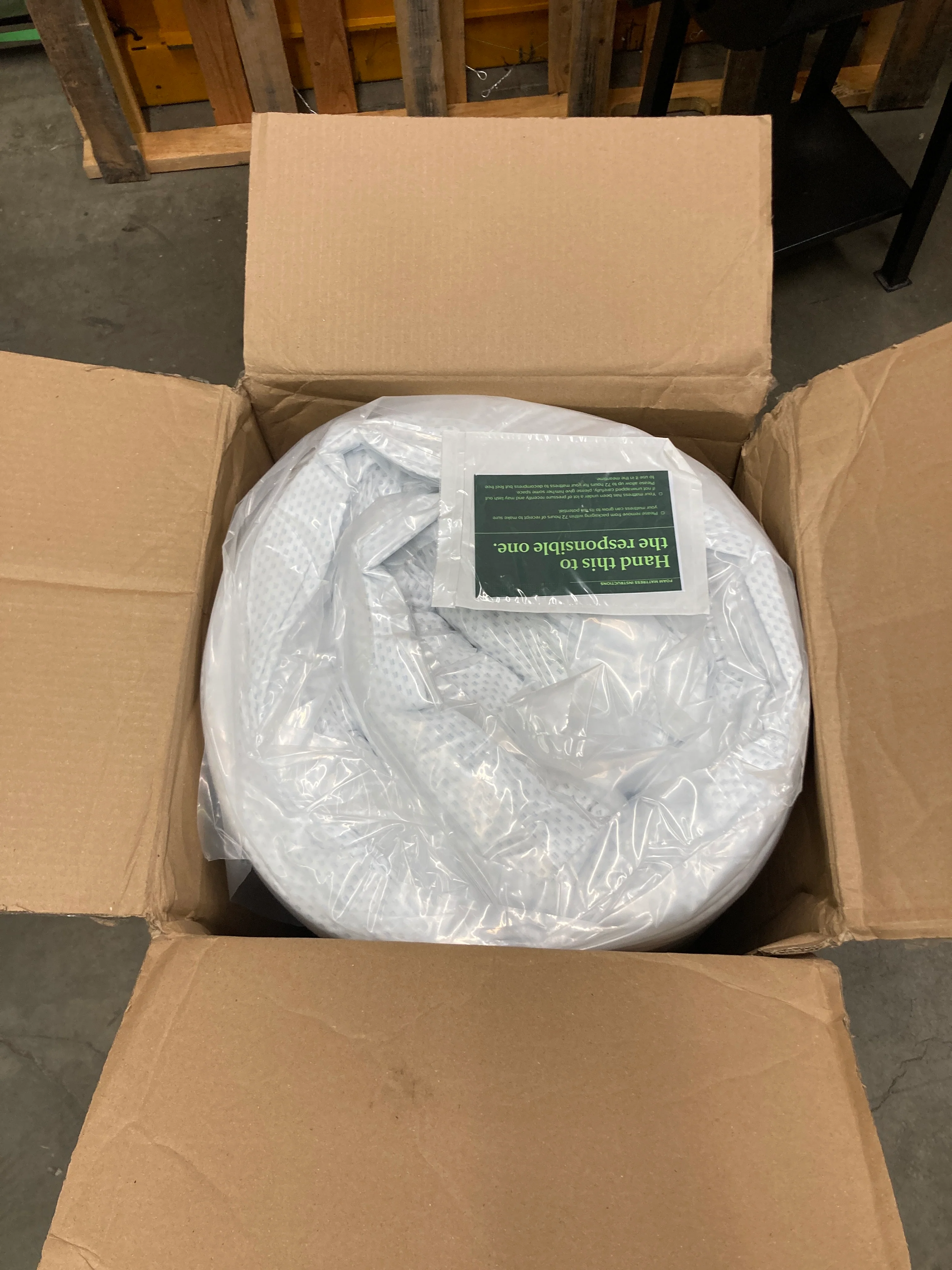 NEW - ZINUS 12 Inch Green Tea Cooling Gel Memory Foam Mattress / Cooling Gel Foam / Pressure Relieving / CertiPUR-US Certified / Bed-in-a-Box, Twin White - Retail $232 - Image 8