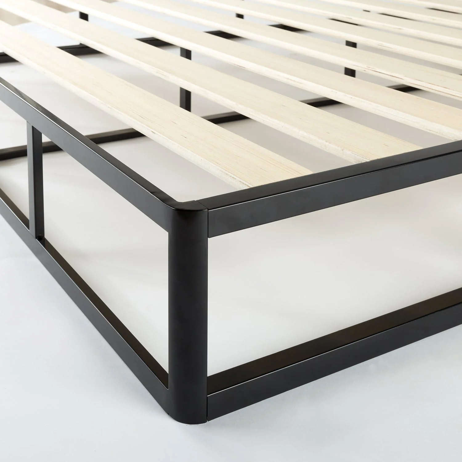 NEW - ZINUS Metal Box Spring with Wood Slats, 7.5 Inch Mattress Foundation, Sturdy Steel Structure, Easy Assembly, Queen - Retail $159 - Image 4