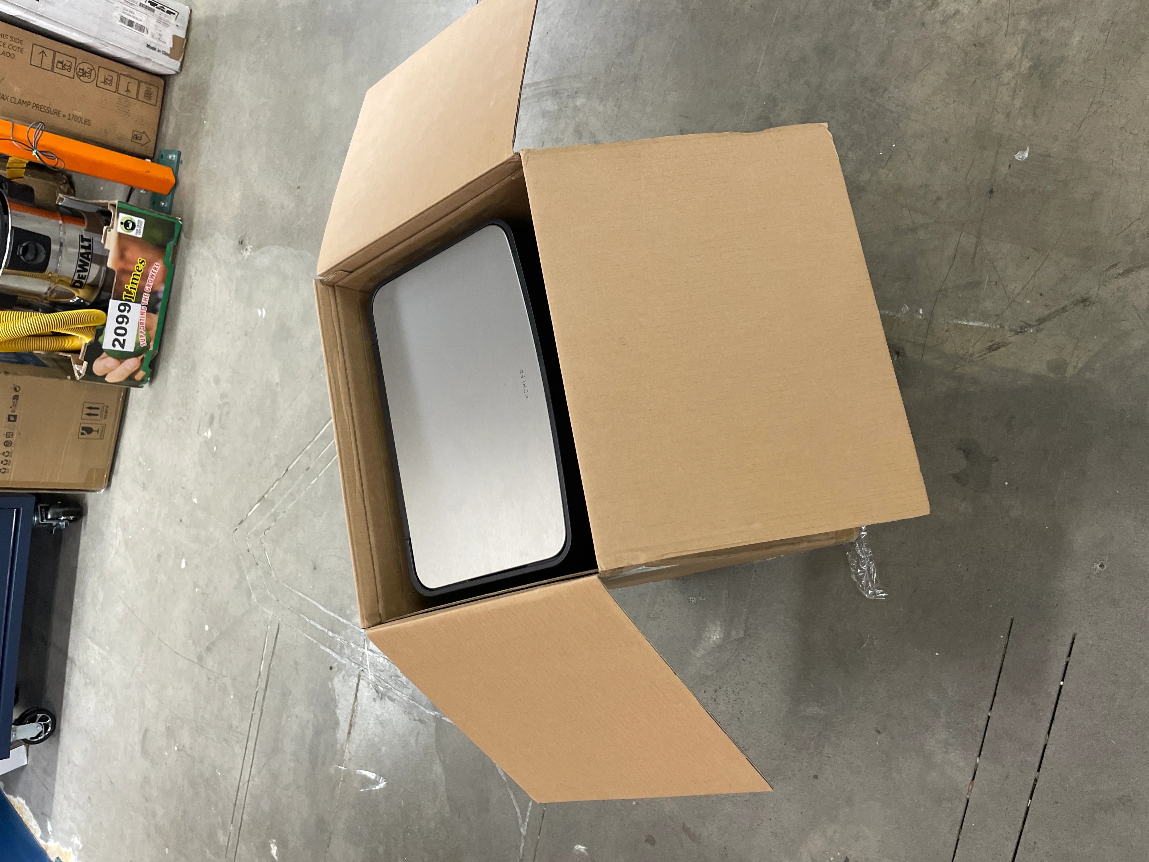 Kohler 47L Step Trash Bin - Retail $89 - Image 3