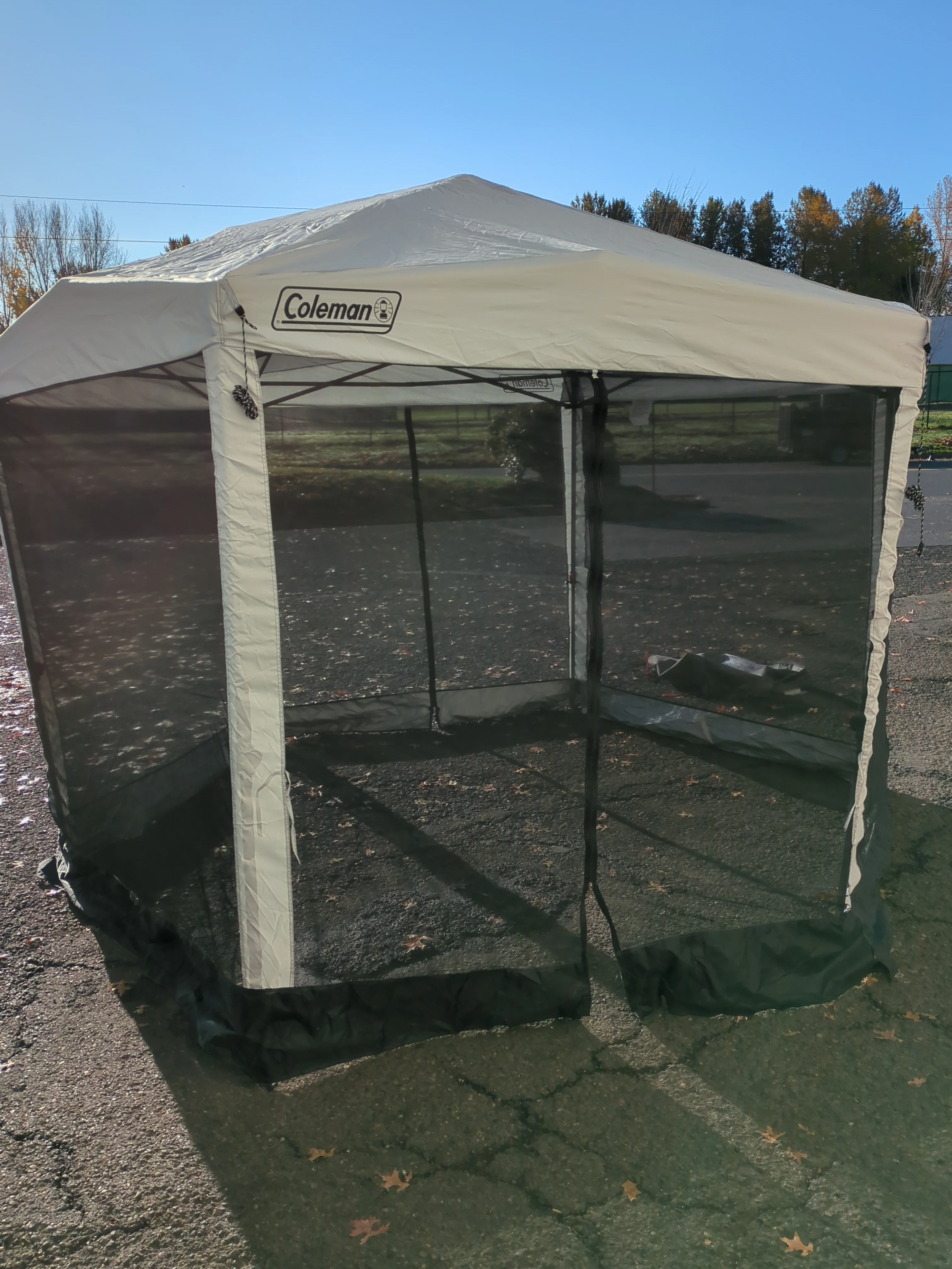 Costco - Coleman 12 x 10 Screened Canopy Sun Shelter - Retail $199 - Image 5