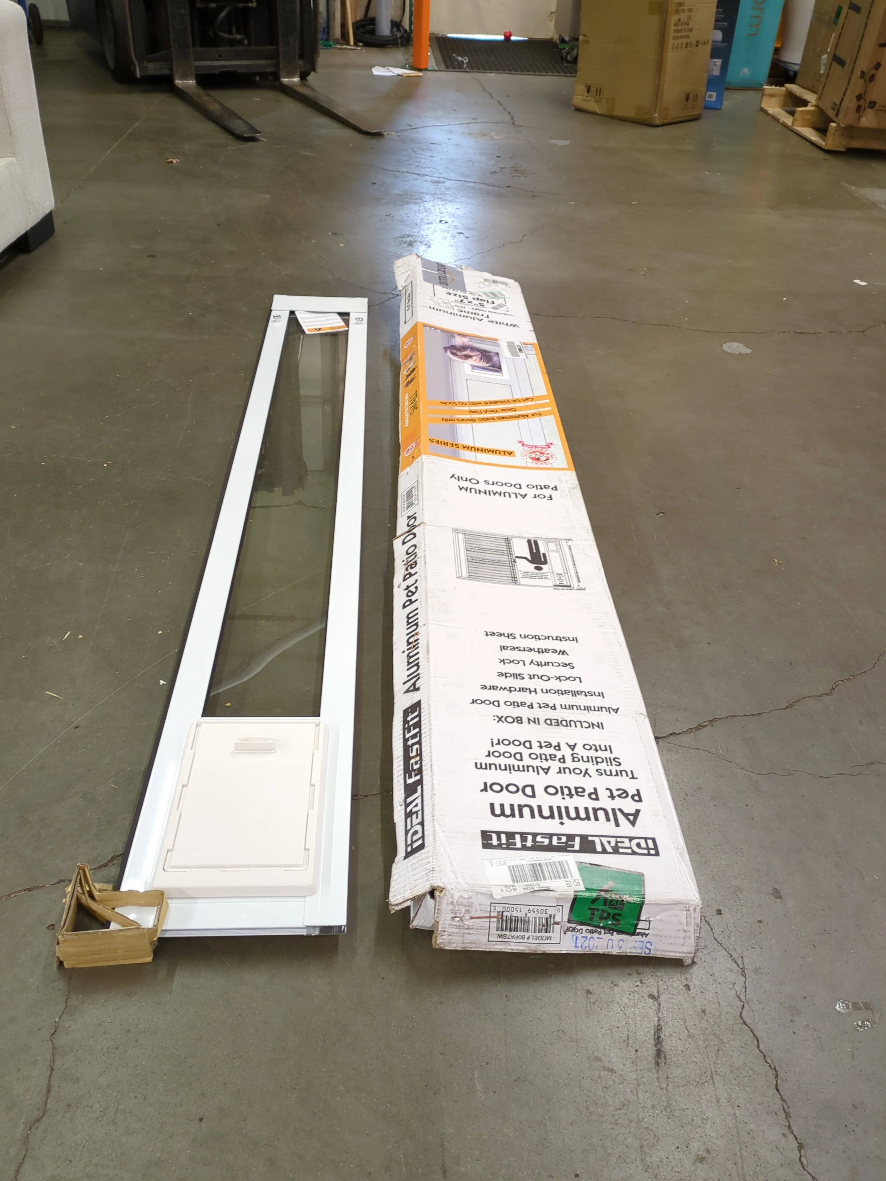 NEW - Ideal Pet Products Aluminum Pet Patio Door, Adjustable Height 77-5/8" To 80-3/8", 15" x 20" Flap Size, White - Retail $159 - Image 7