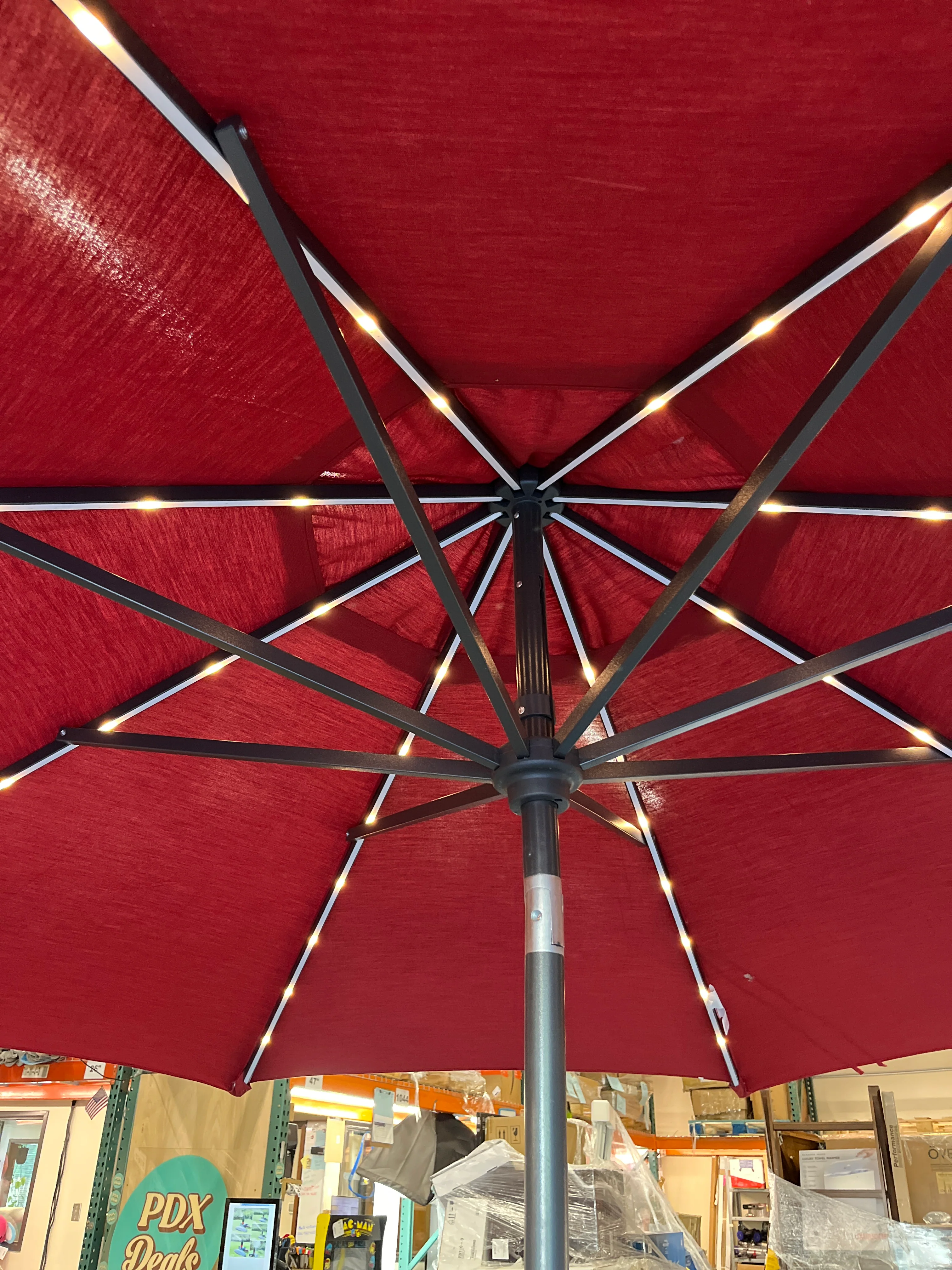 Sunvilla 10' Round Solar LED Market Umbrella - Retail $174 - Image 7